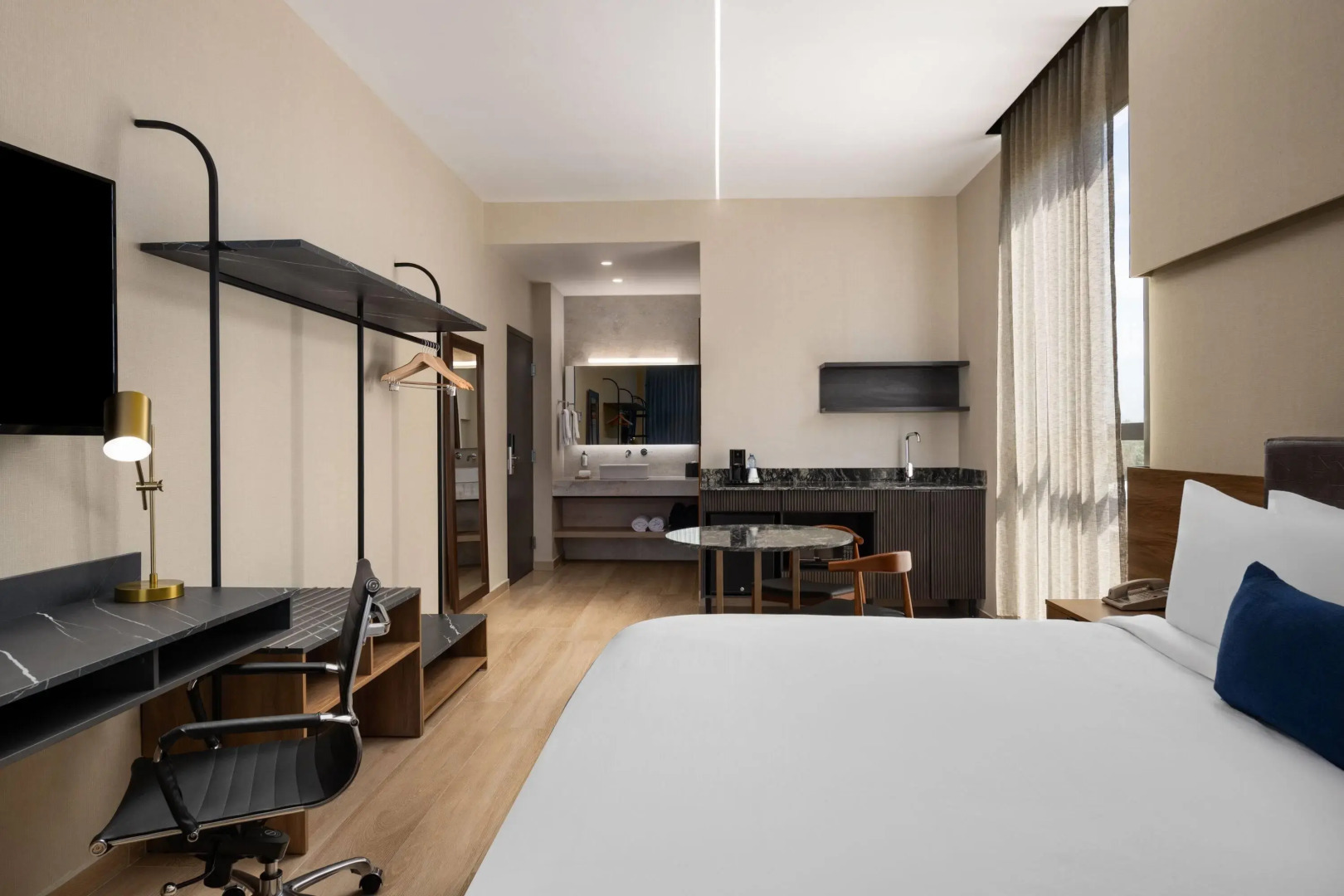 Tryp By Wyndham Ciudad Guzman Uttsa