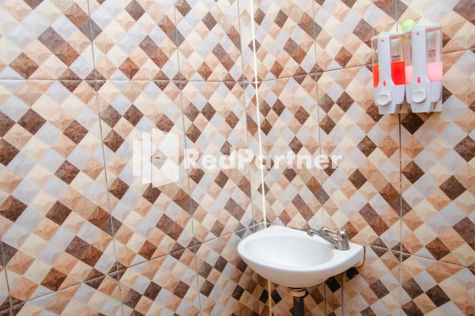 Flamboyan Asri Syariah RedPartner near Kampung Inggris Pare