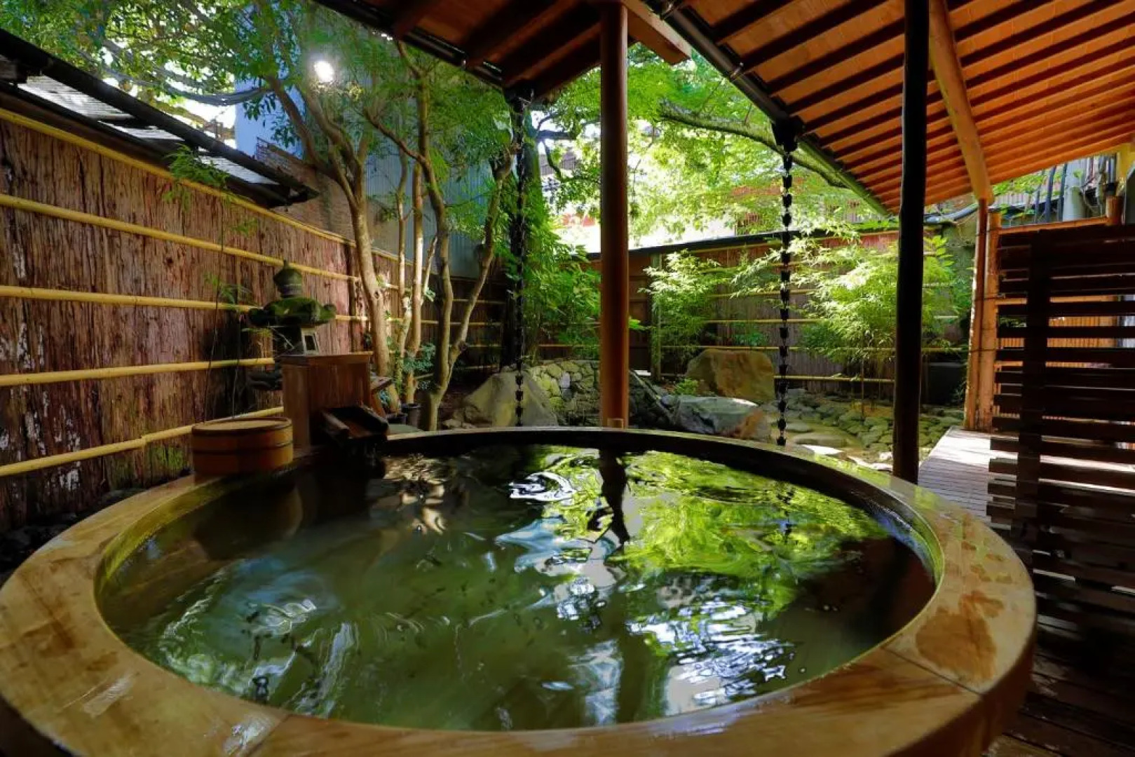 sakahijiri・gyokushoen