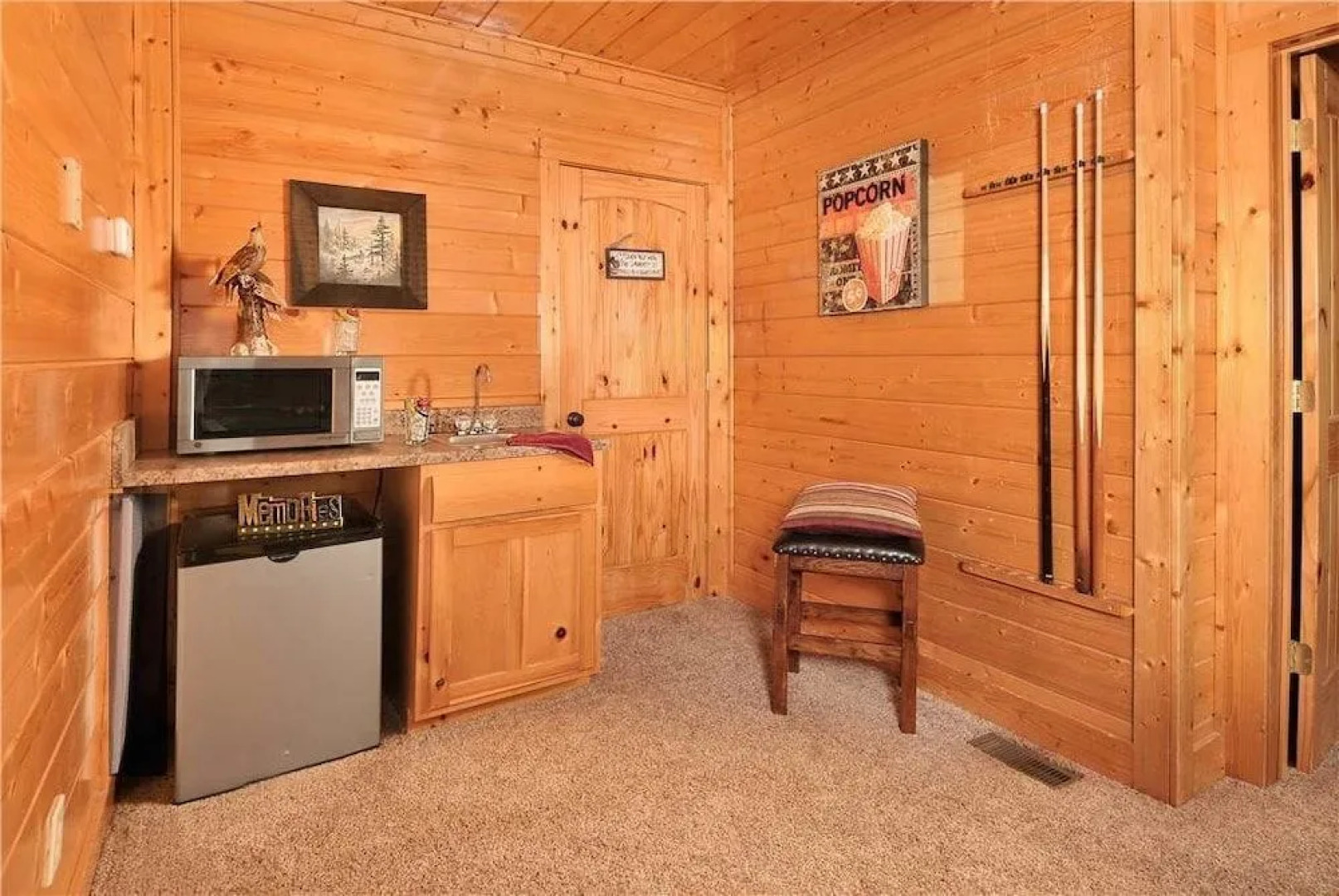 On Eagle's Wings - 2 Br cabin by RedAwning