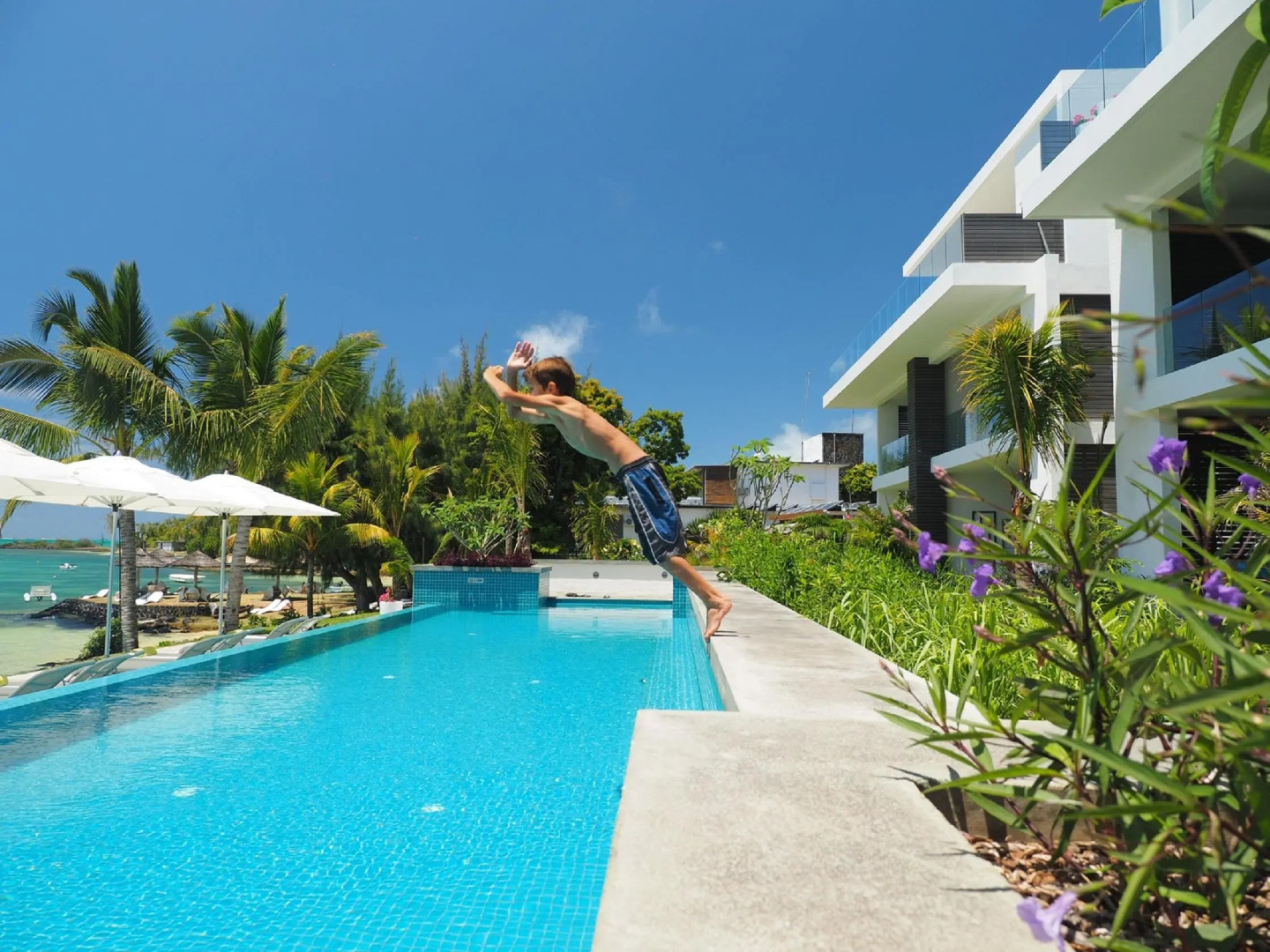 Myra Seafront Suites with Lov