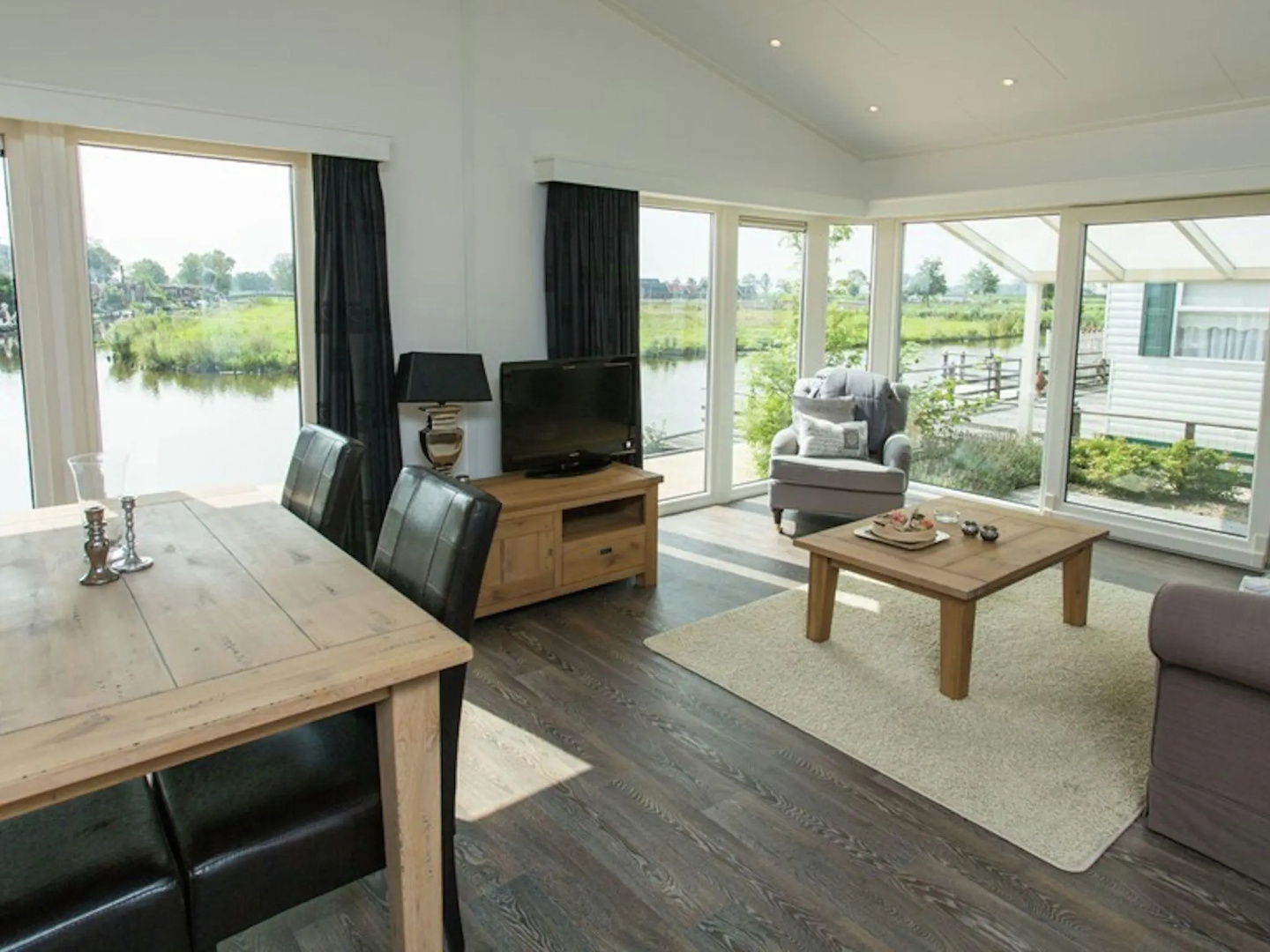 Comfortable Chalet Located in the Polder, Near Alkmaar