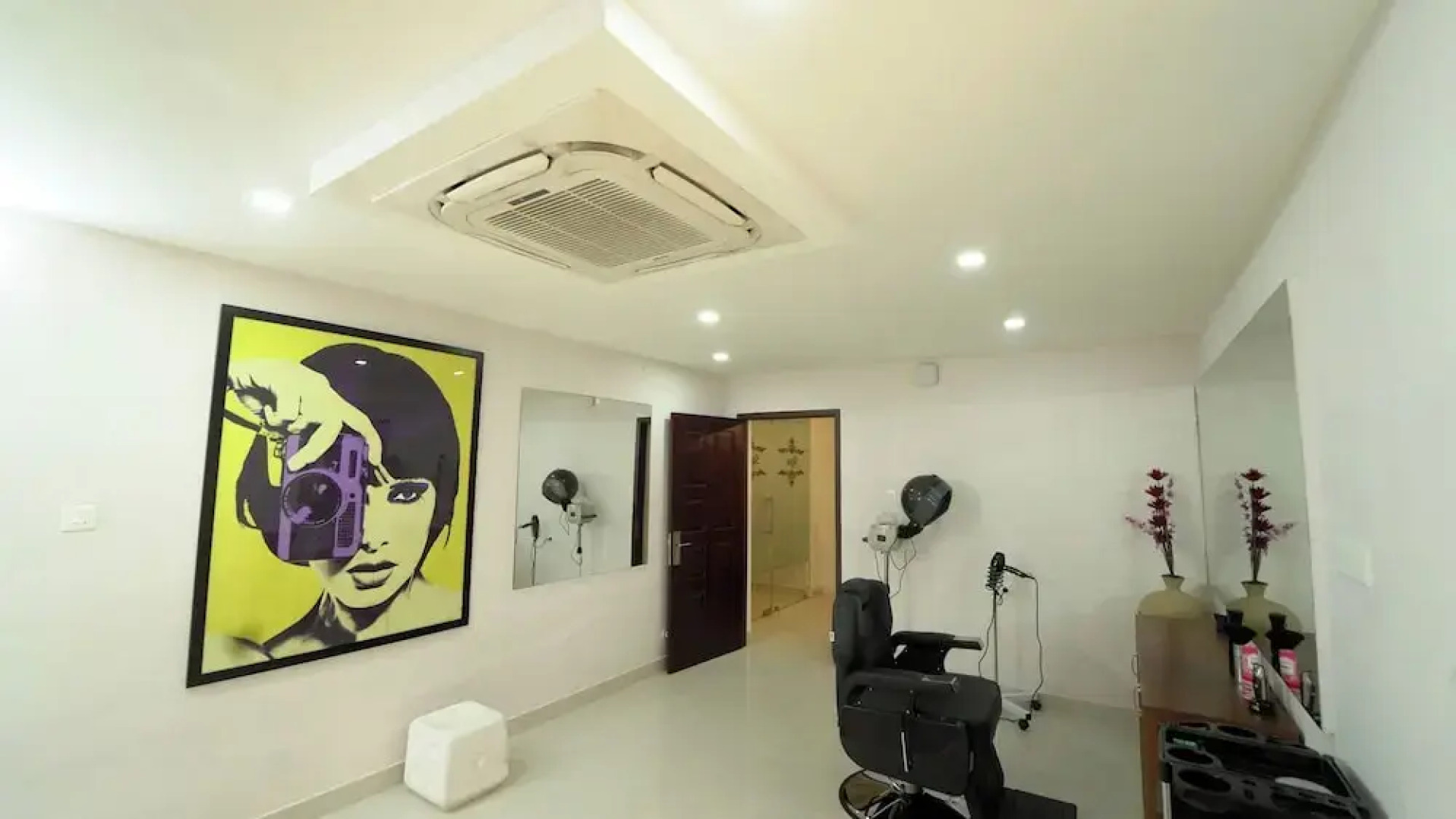 Kfour Apartment & Hotels Private Limited