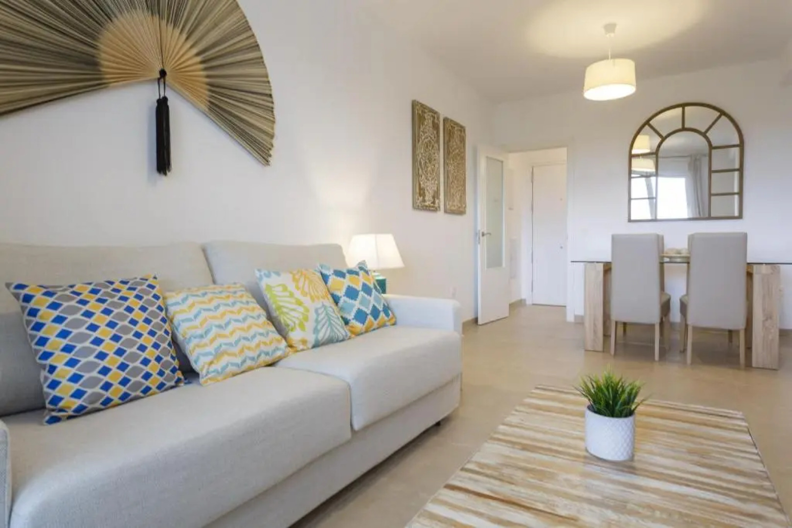 PALMERAS-CANDOR free parking by Cadiz4Rentals