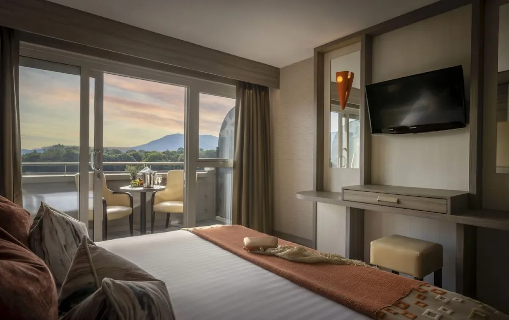 The Gleneagle River Apartments