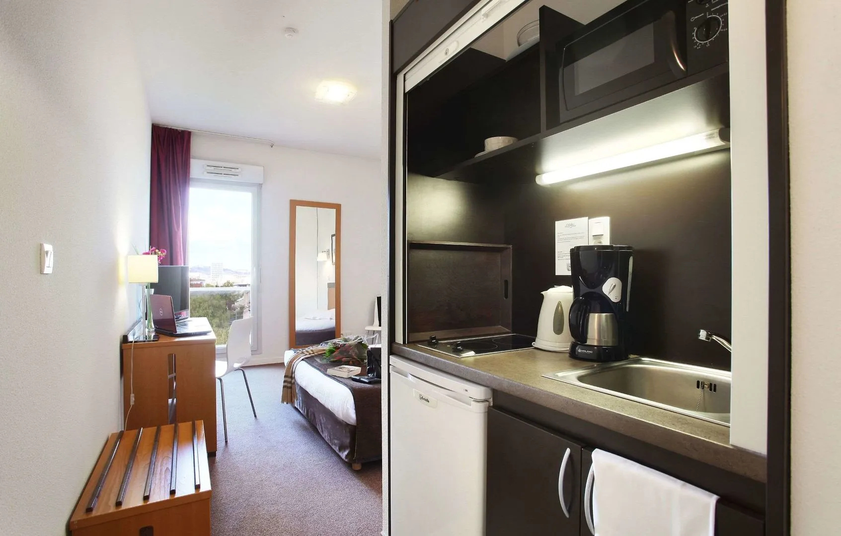 Appart'hôtel Odalys City - Bioparc Lyon Est