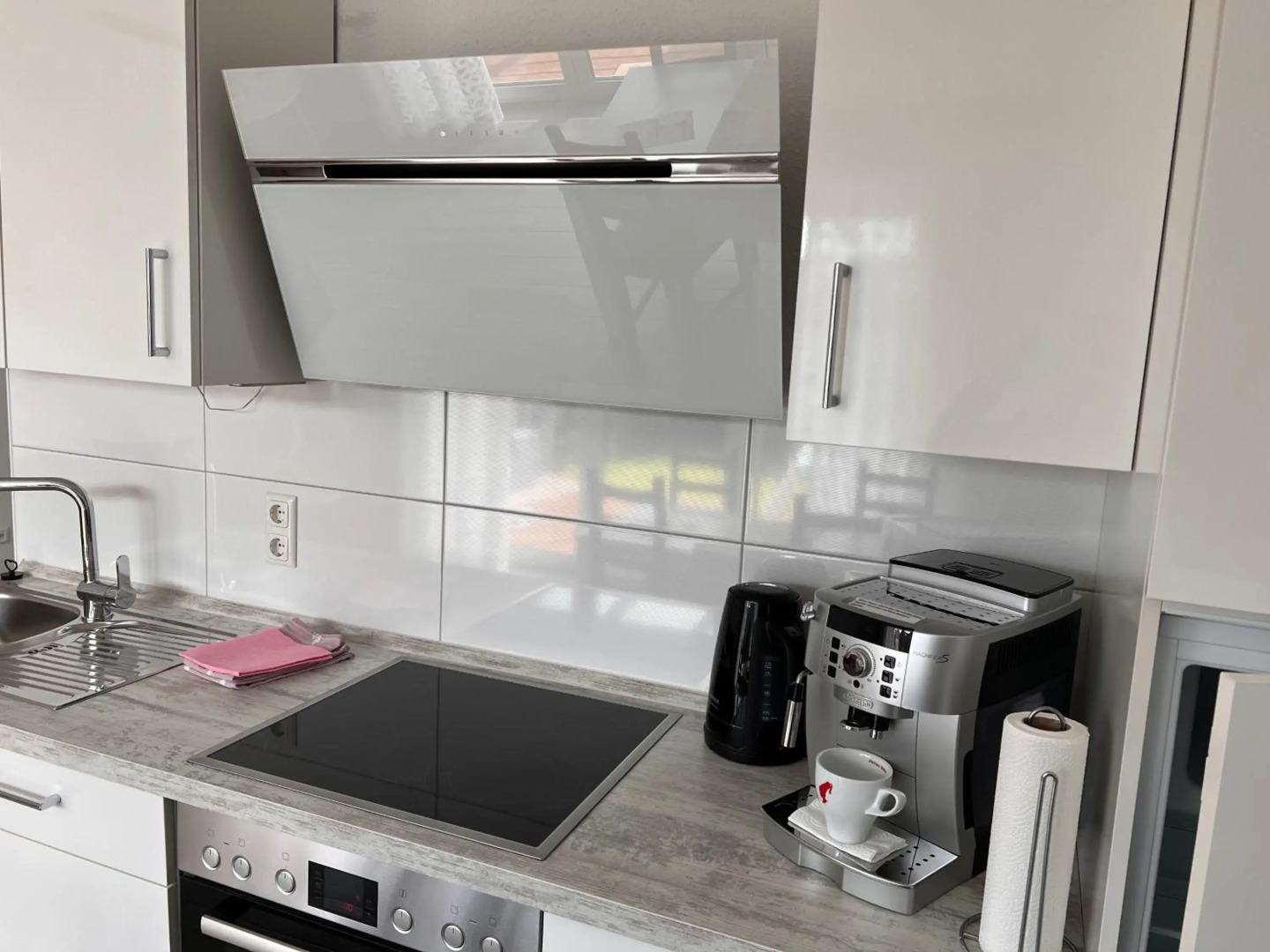 Ostfrieslands Perle Ferienwohnung an der Nordseeküste, Sauna, Terrasse, Garten, ruhige Lage, WLAN