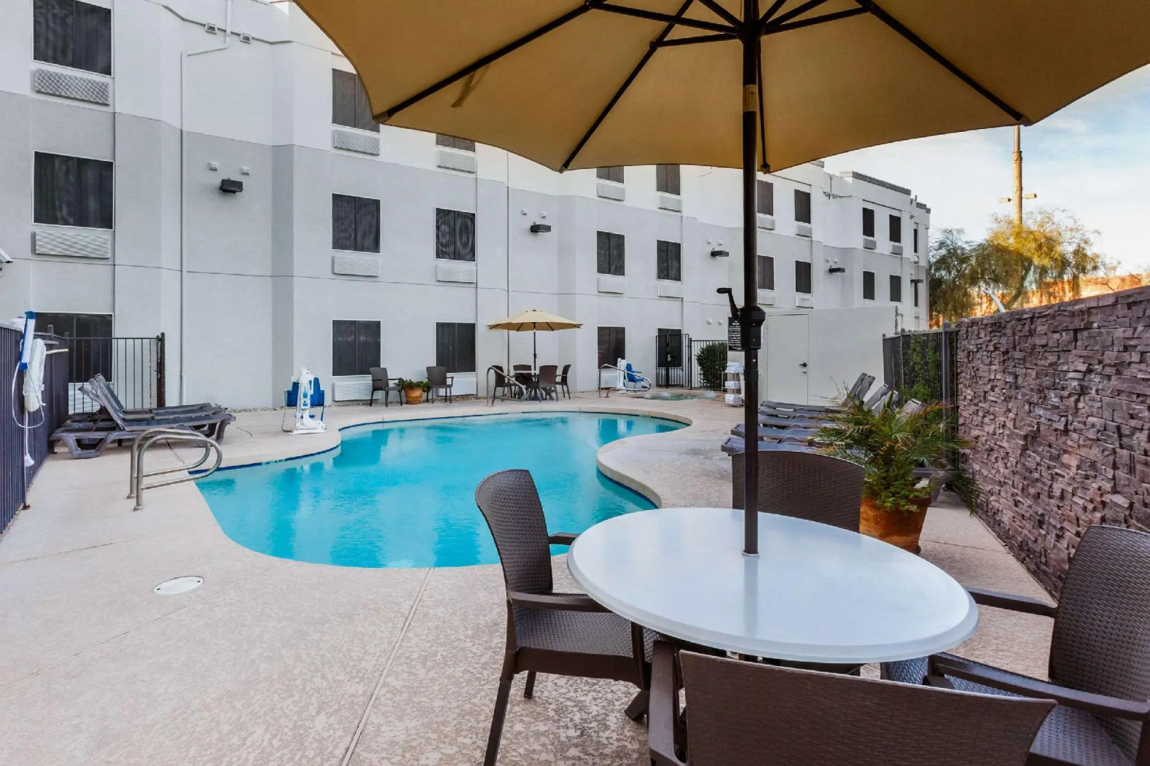 SureStay Plus by Best Western Mesa Superstition Springs