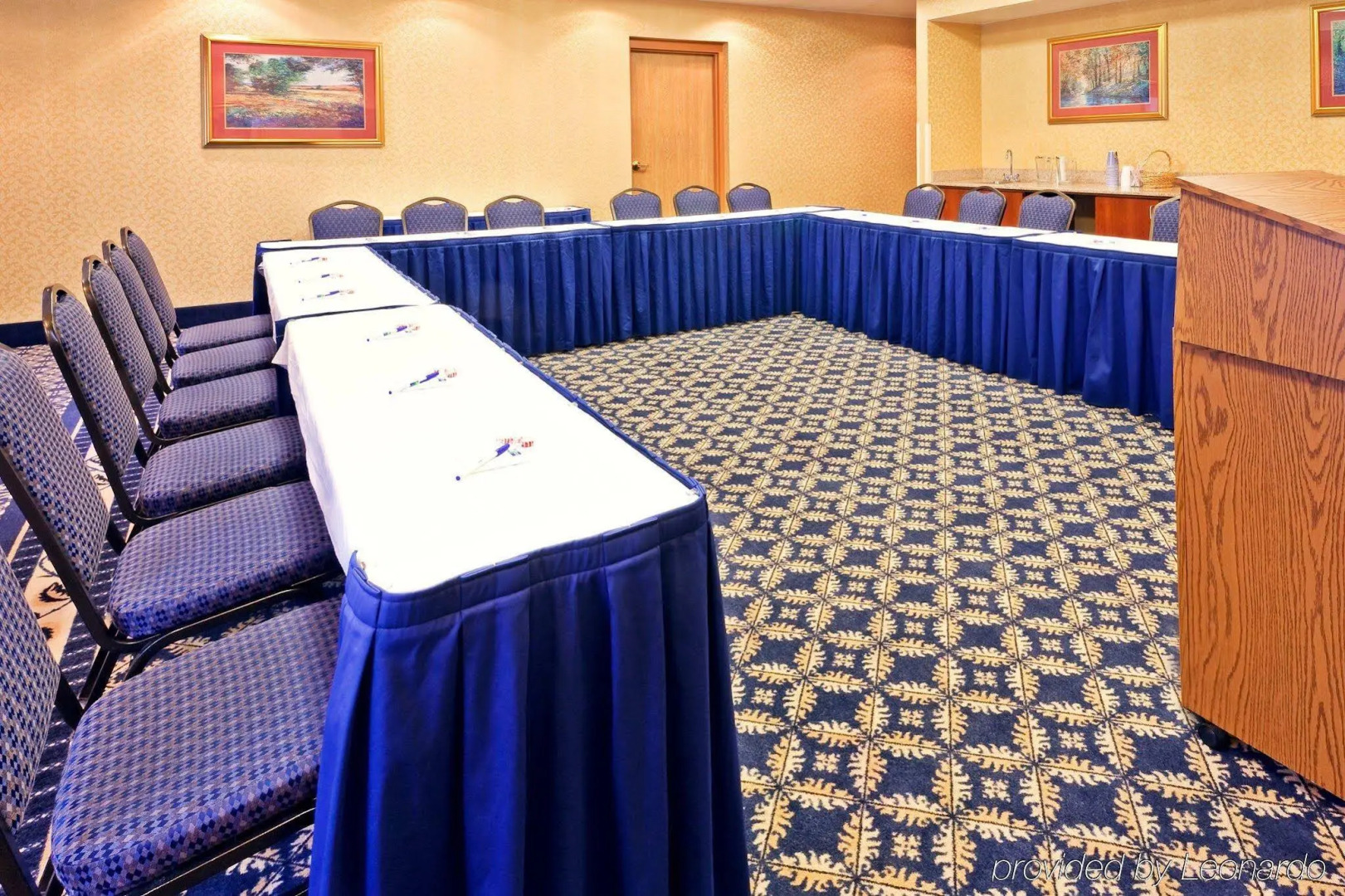 Holiday Inn Express & Suites Vicksburg by IHG