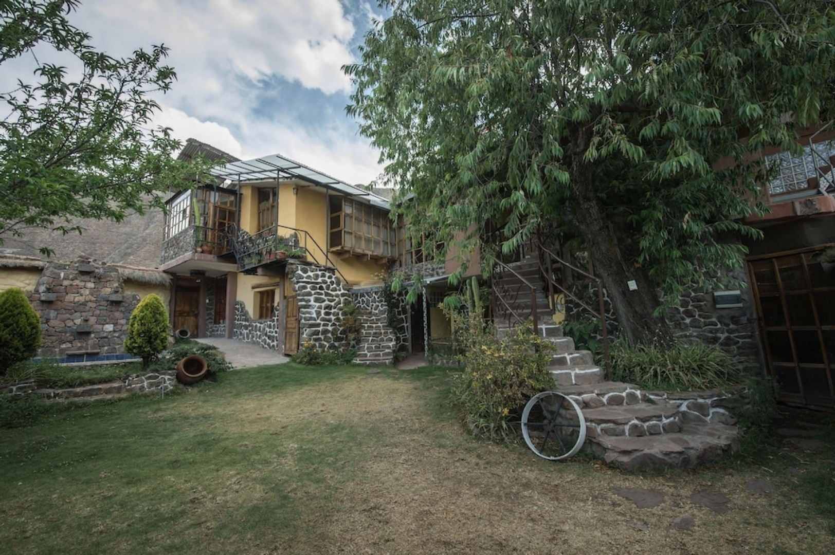 Andahuaylillas Lodge Town