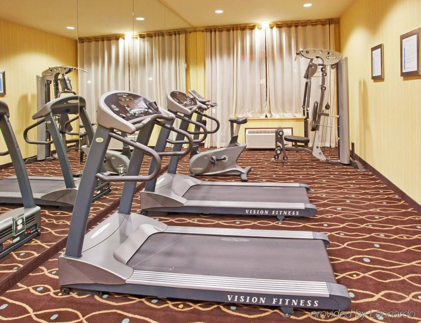 Holiday Inn Express & Suites Salinas by IHG