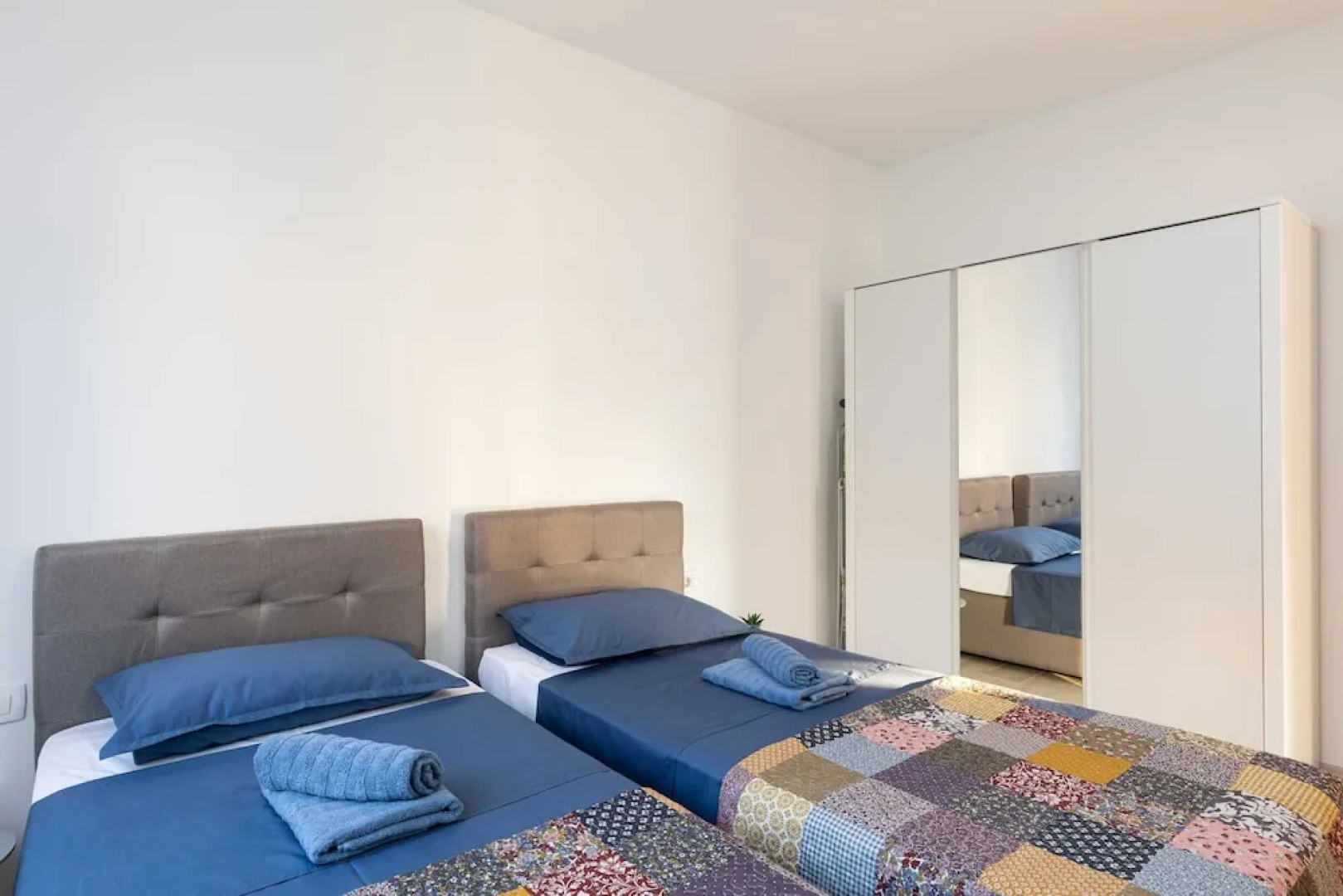 Apartment Why Not