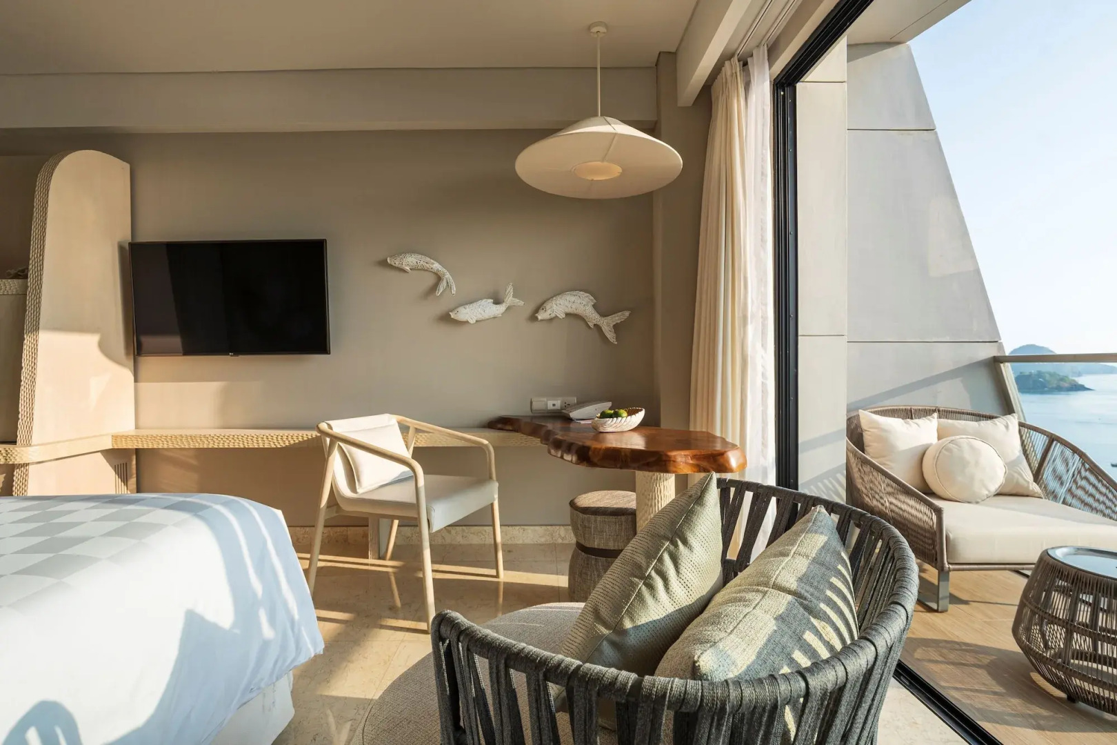 AYANA Komodo Waecicu Beach