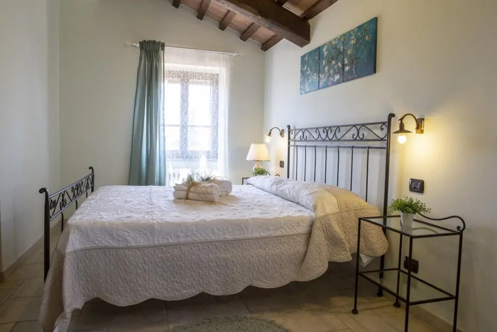 Inviting 15 Guests Villa