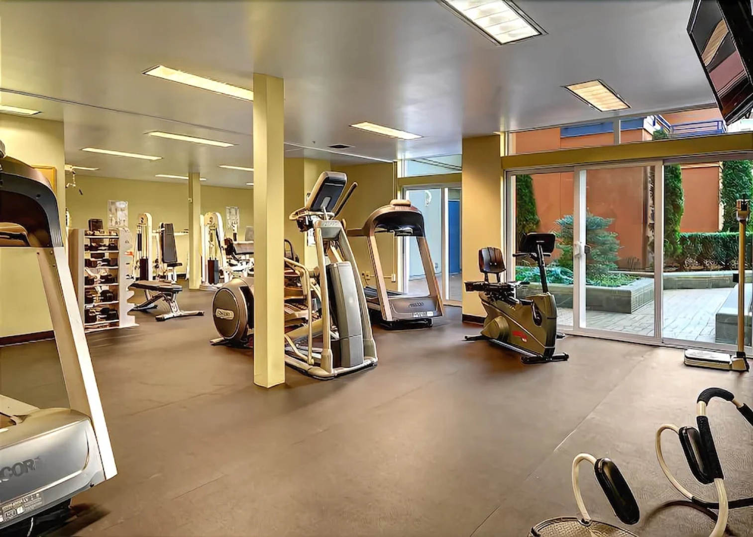 Belltown Court MoPOP Suite - One Bedroom Apartment