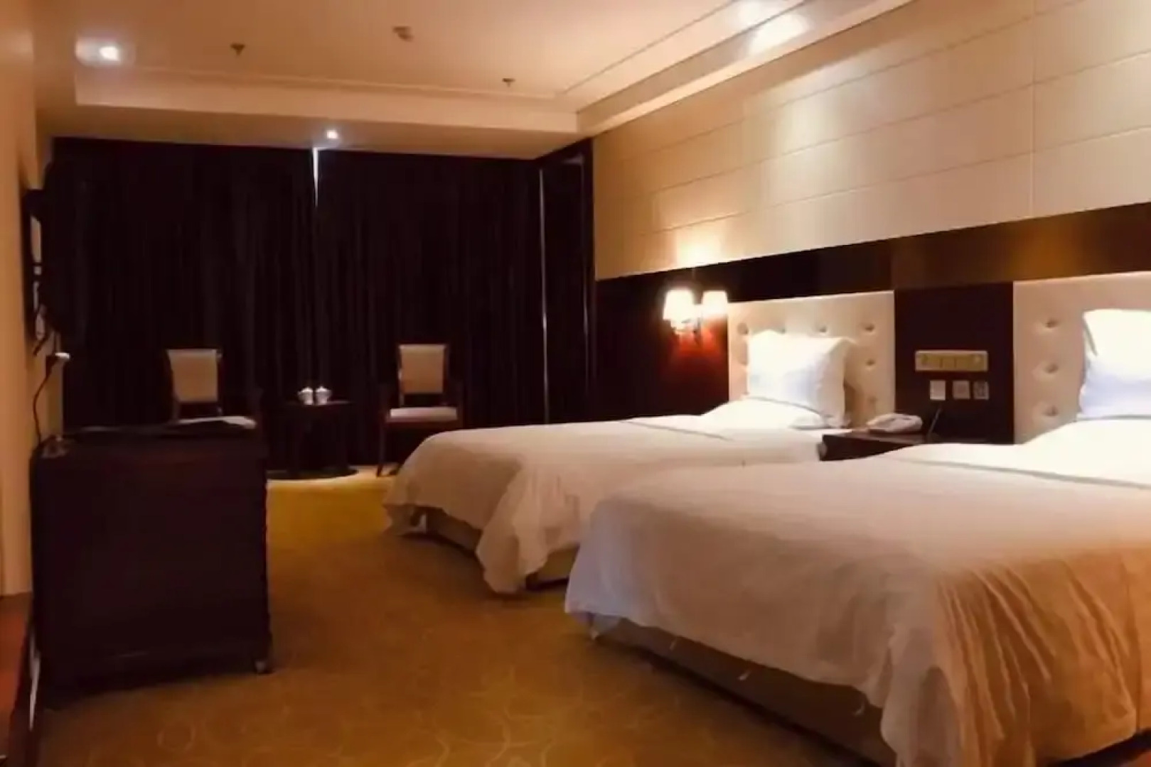 Xining Xibai Hotel