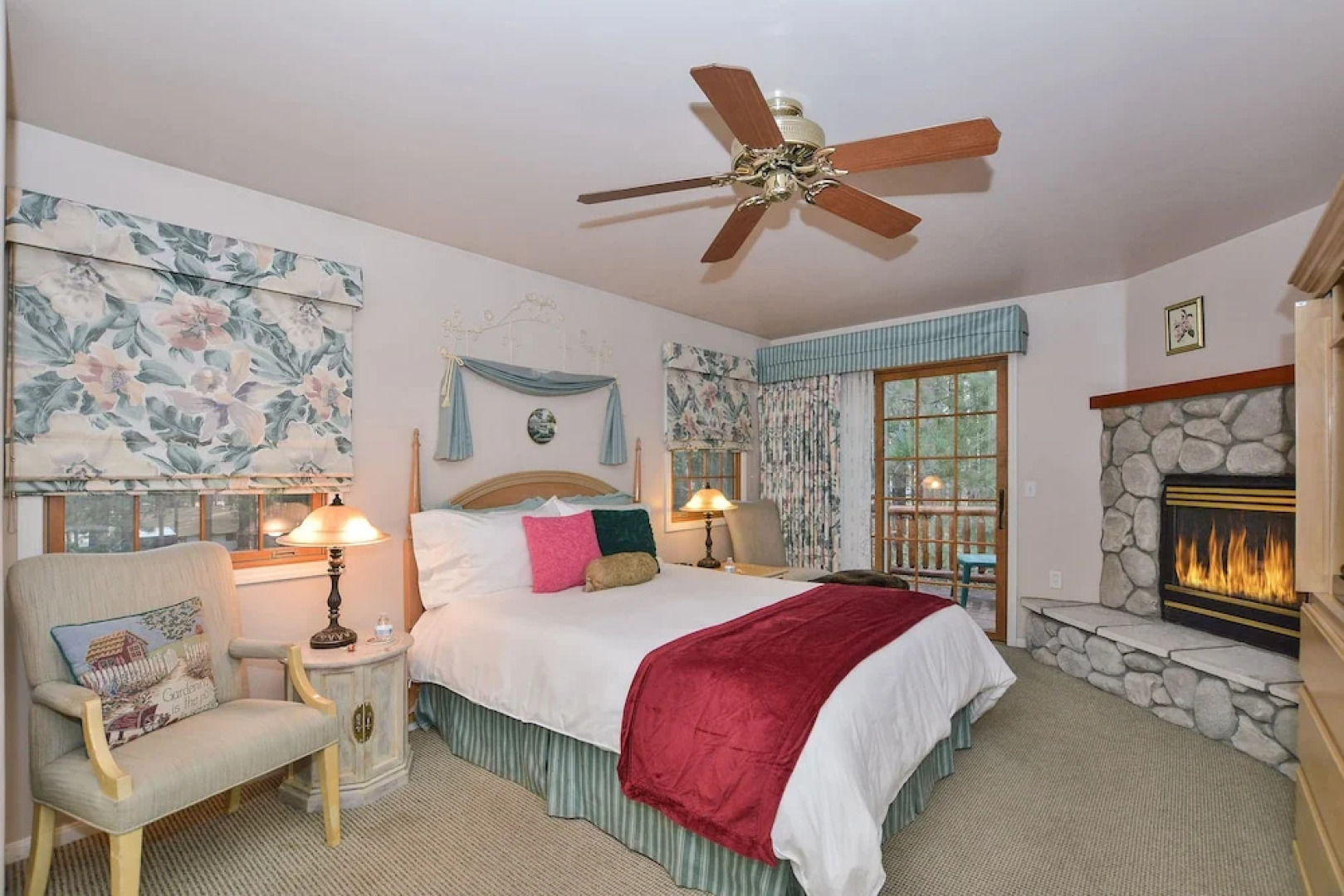 Alpenhorn Bed And Breakfast Inn