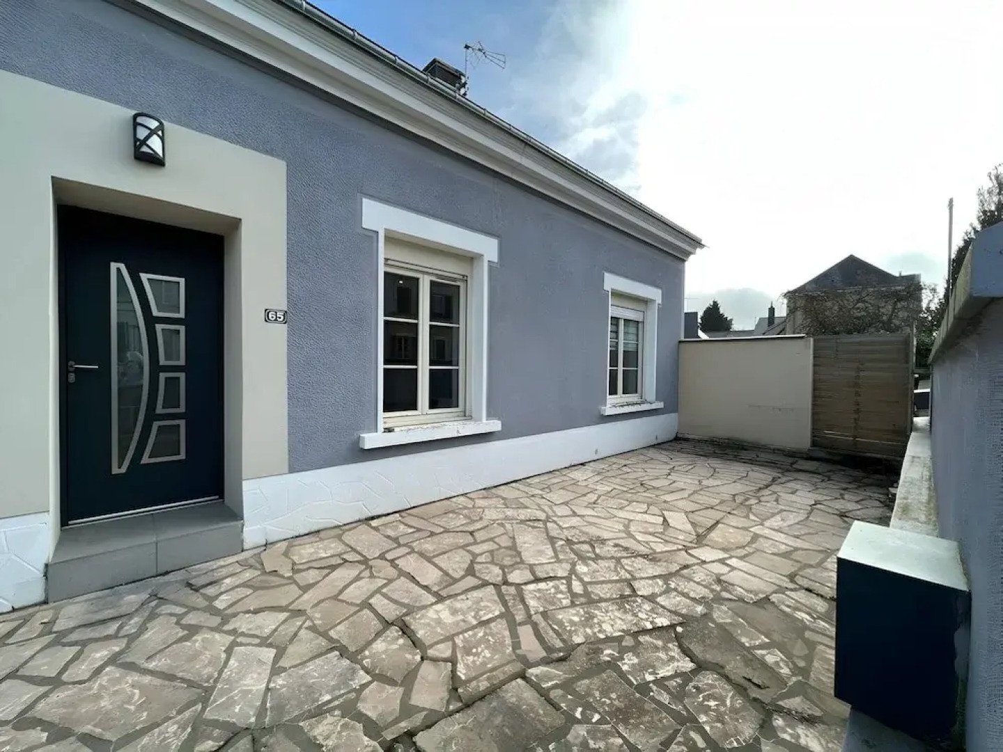 Charming Home in Parigne-l'eveque Near Le Mans