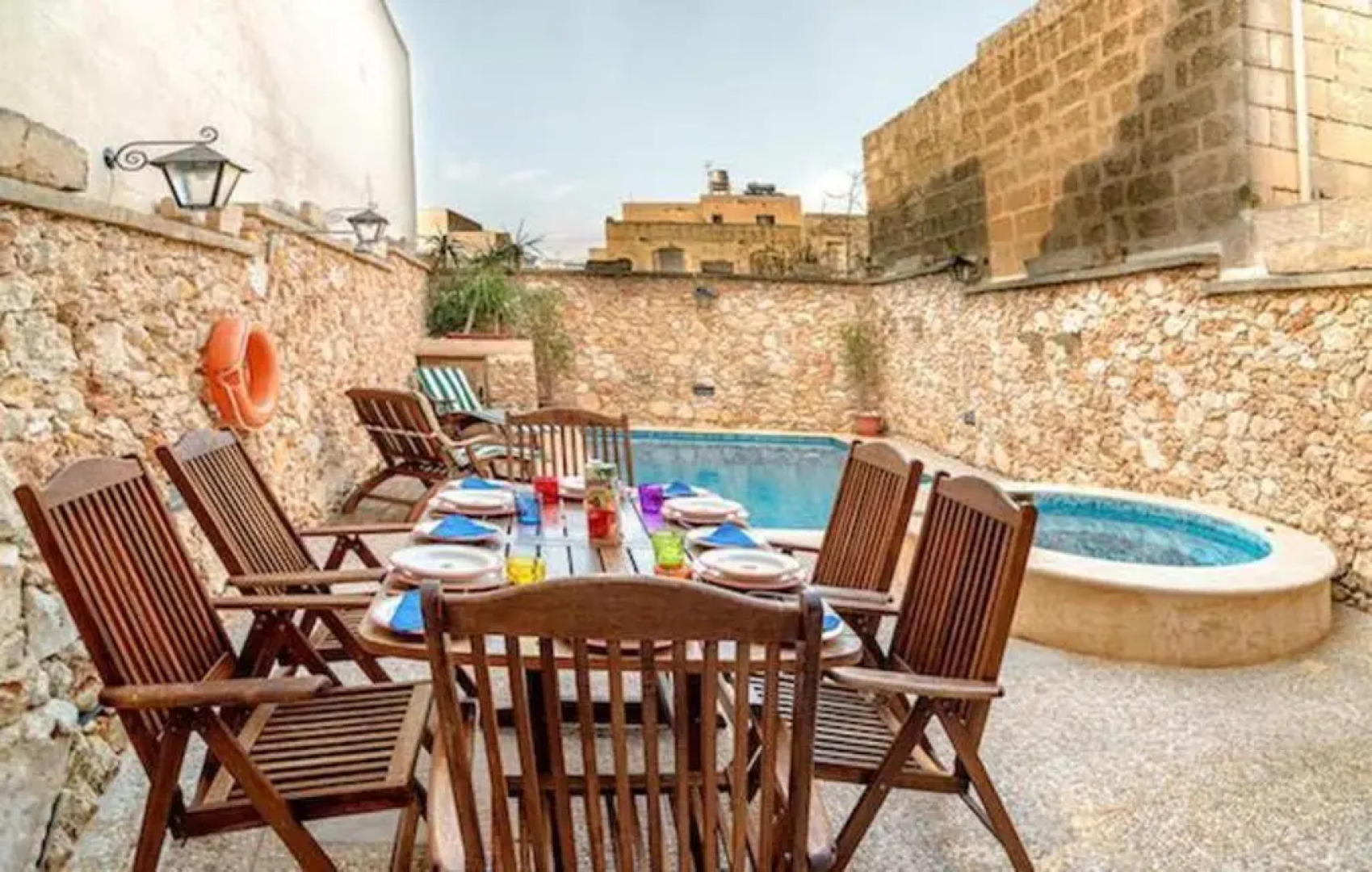 5 bedrooms villa with private pool and wifi at In Nadur 1 km away from the beach