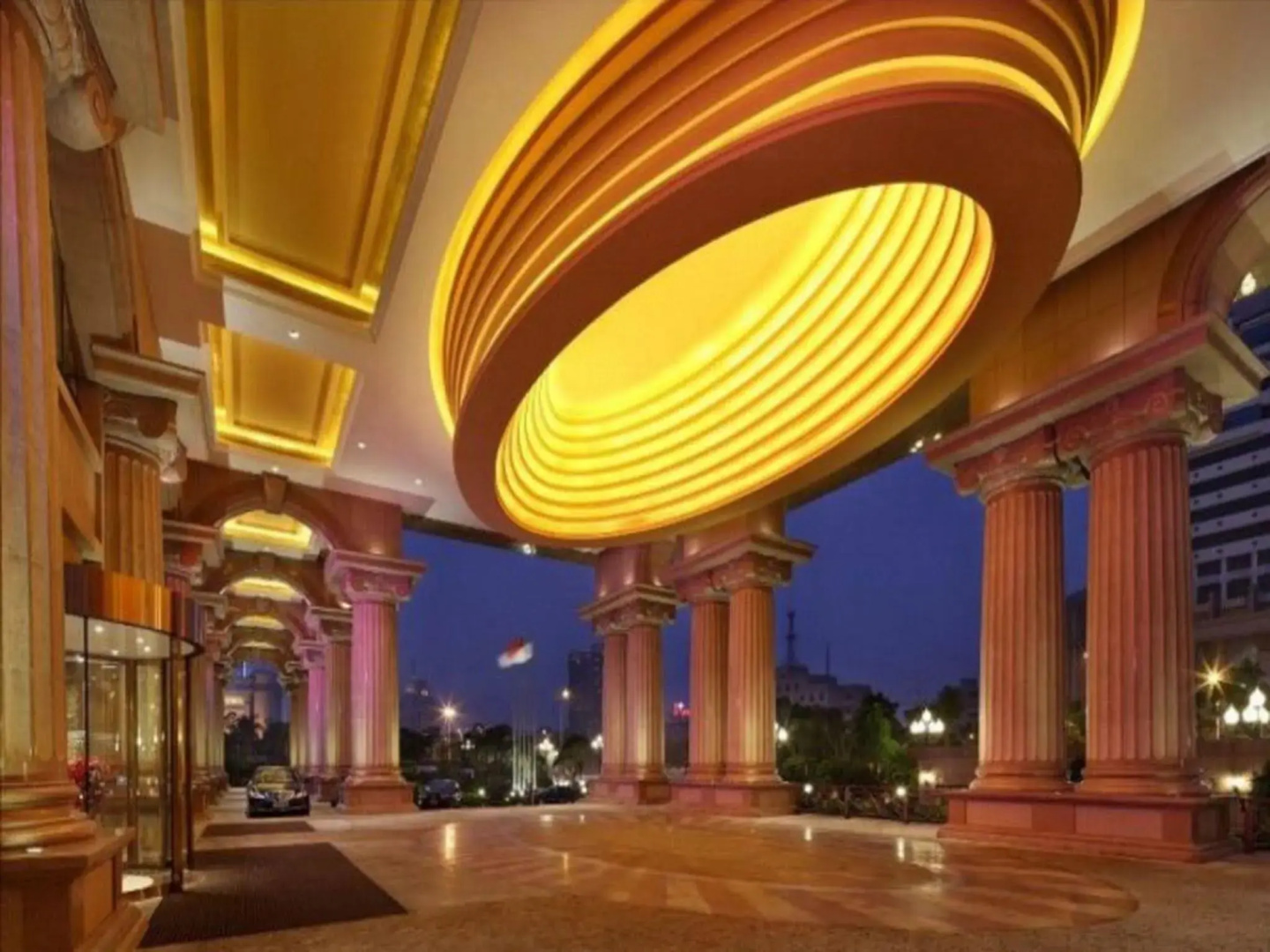 Sovereign Hotel Zhanjiang