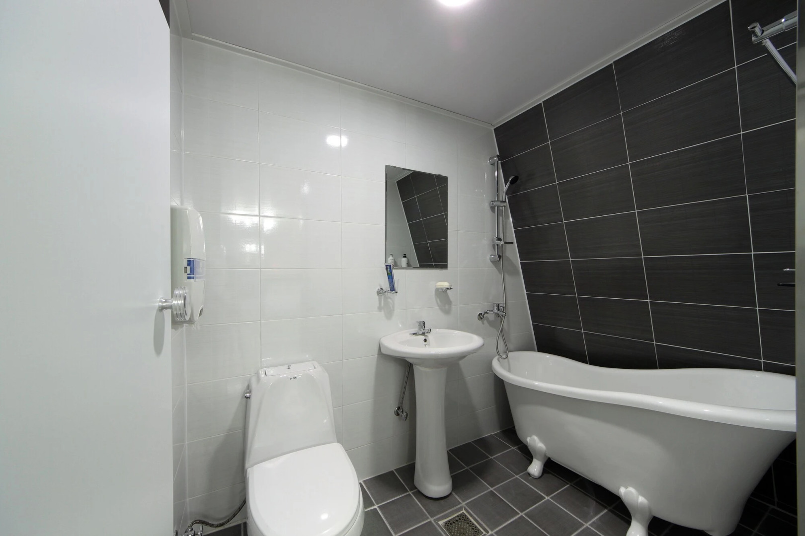 Ekonomy Hotel Incheon