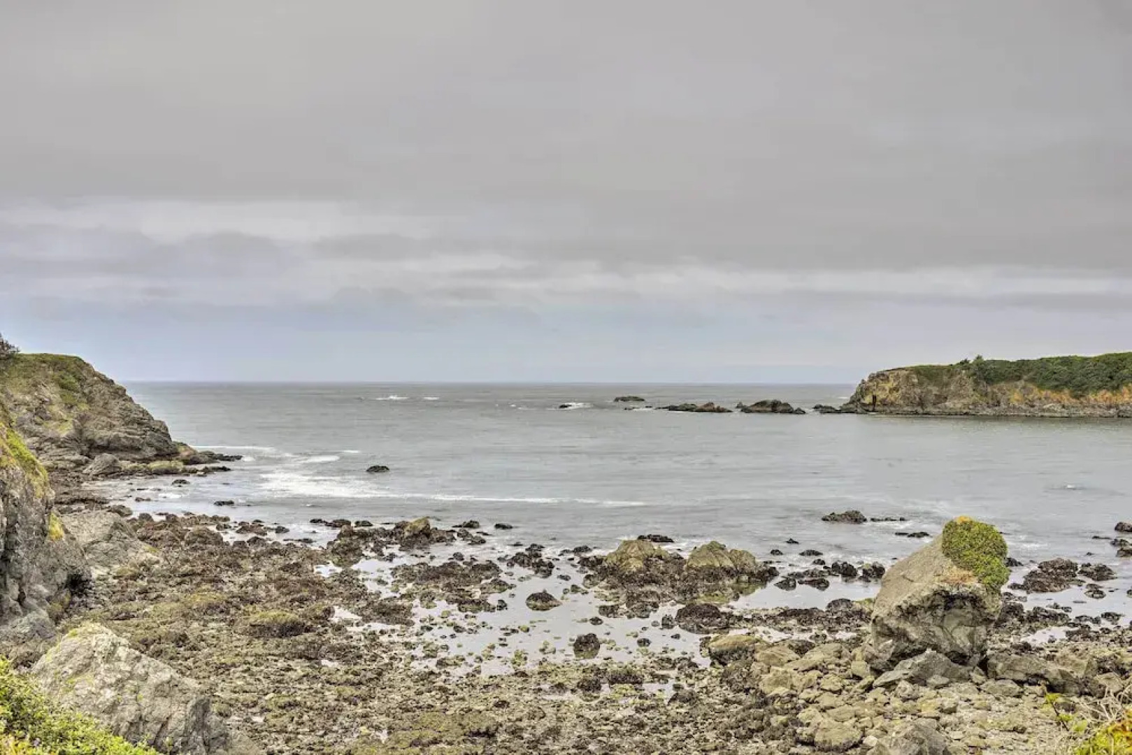 Brookings Vacation Rental Studio - Walk to Town!