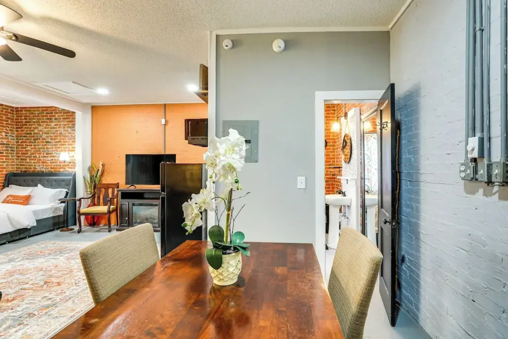 Backyard Oasis w/ Pool: Sunny Sumter Studio!