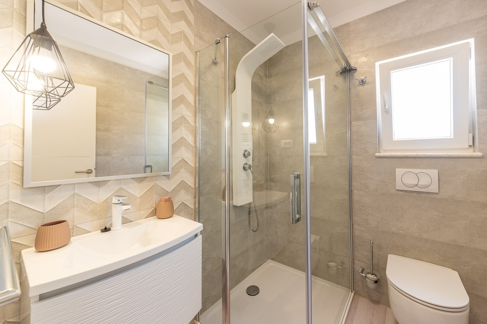 Apartment Renci - great location & sea view: A1 Bol, Island Brac