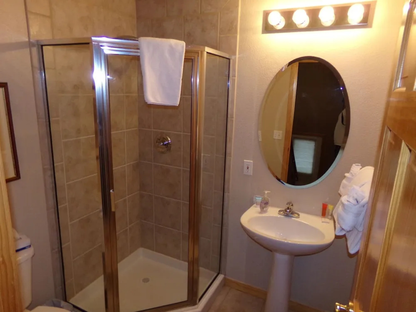 Prospector Village 5 Bed 4 Bath