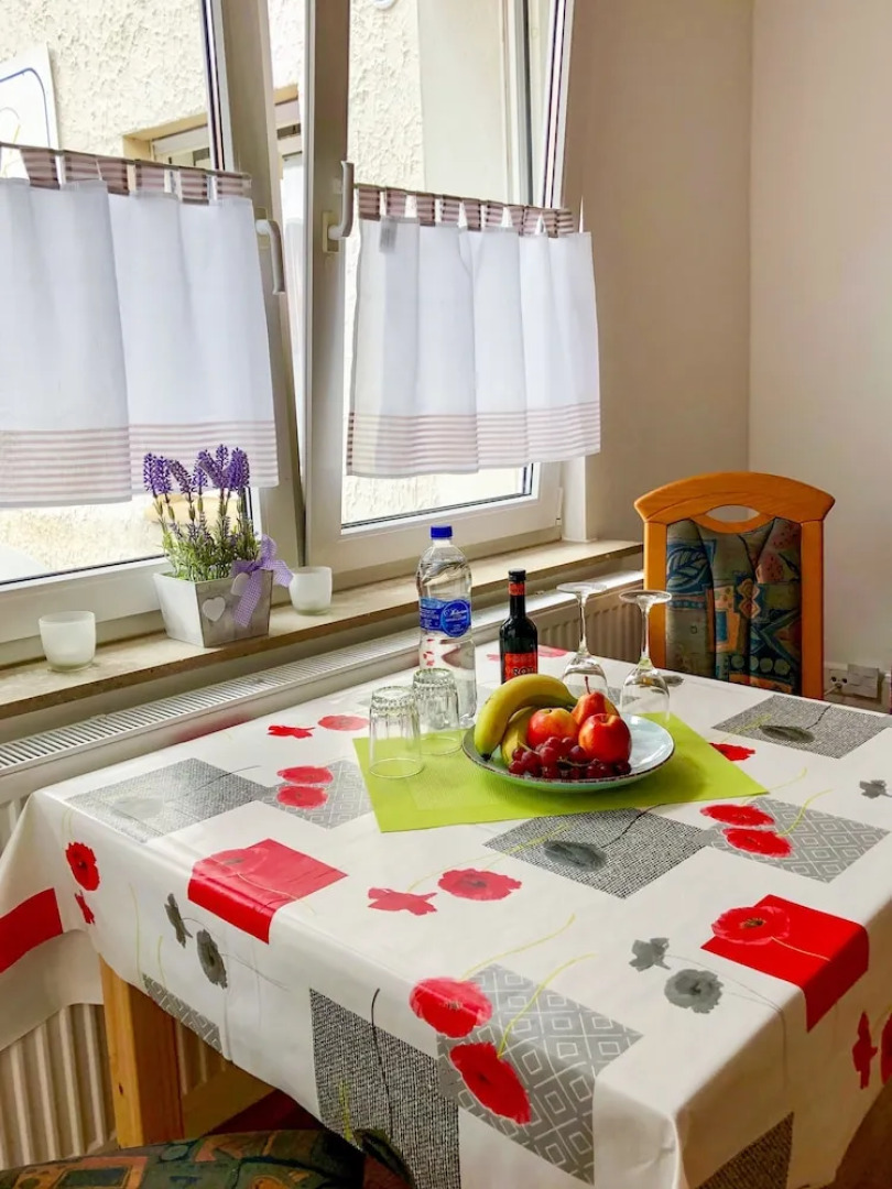 Schlafen wie Zuhause Avianaart Monteur und Ferienwohnung