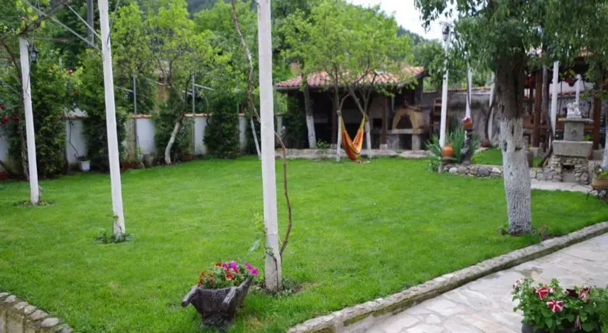 Nashentsy Guest House