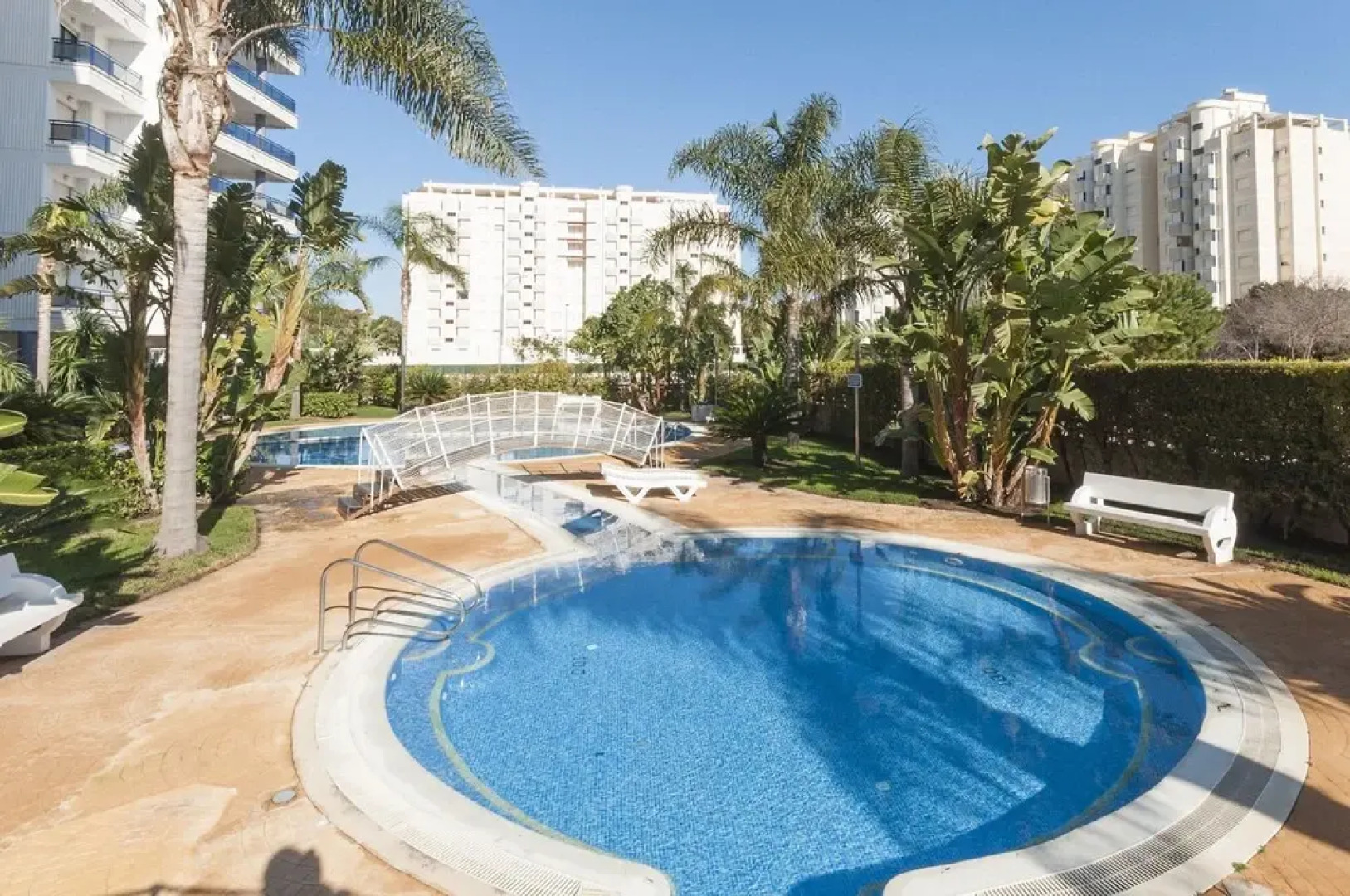 Alejandrita - Apartment With Shared Pool in Playa De Gandia