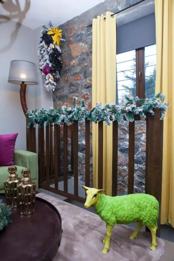 Rock Dandy Mountain House