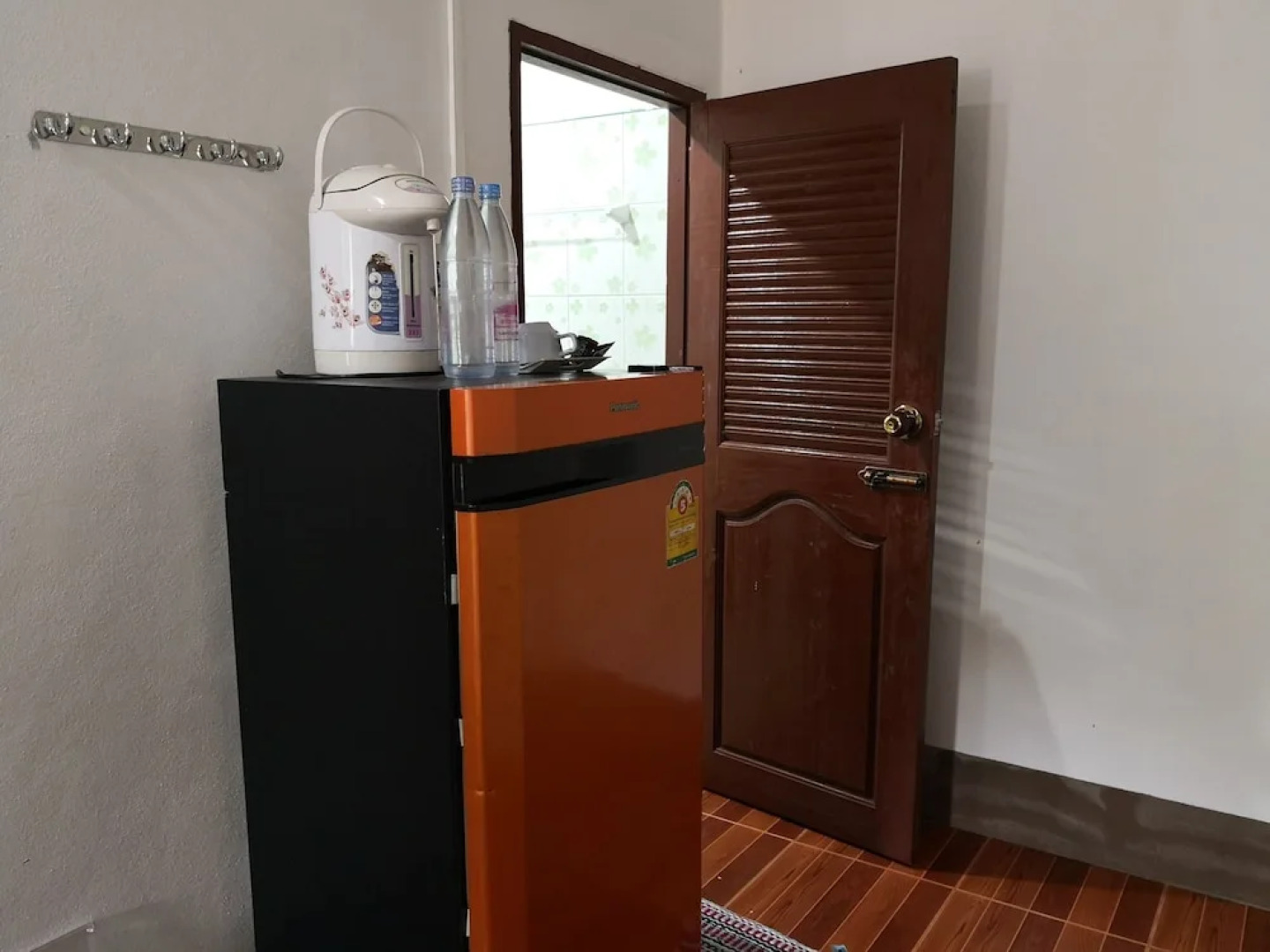 Baan Rimnam Bueng Khong Long