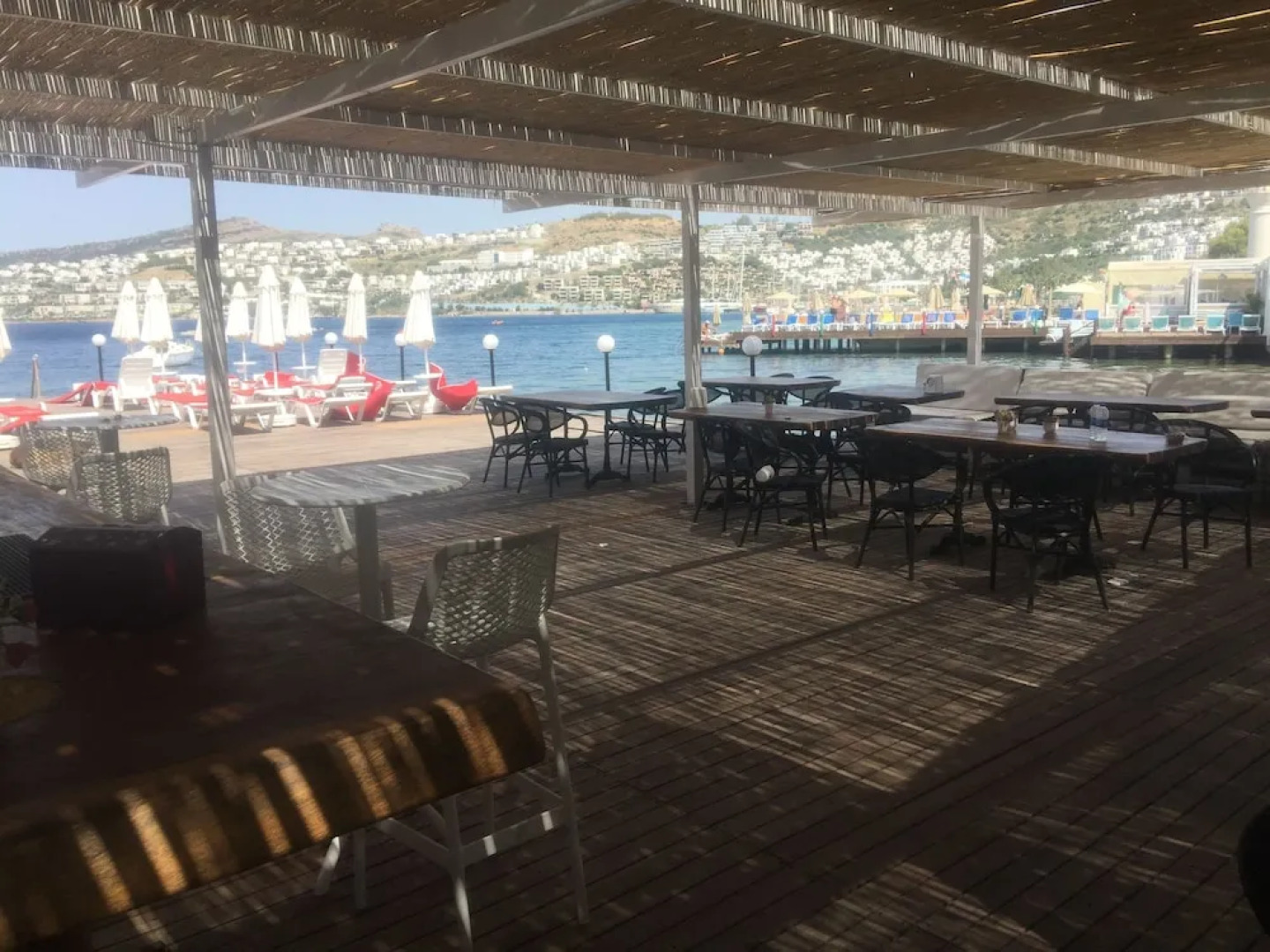 Estrella Beach Hotel