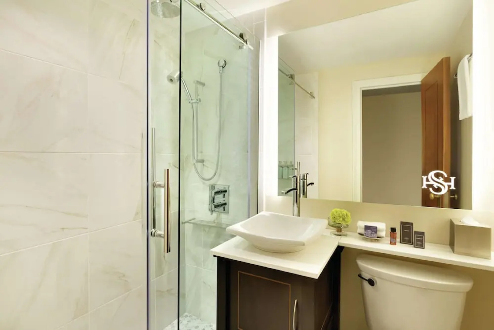 Hotel Saranac, Curio Collection by Hilton