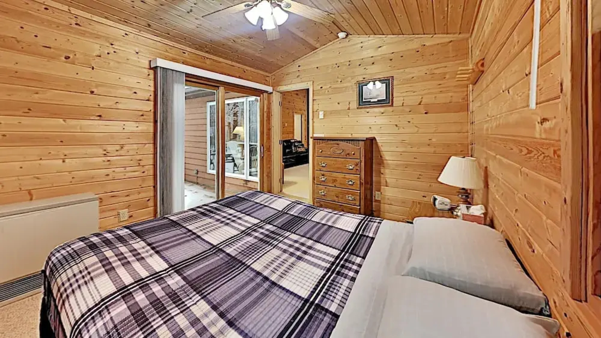 Chippewa Flowage Lake House