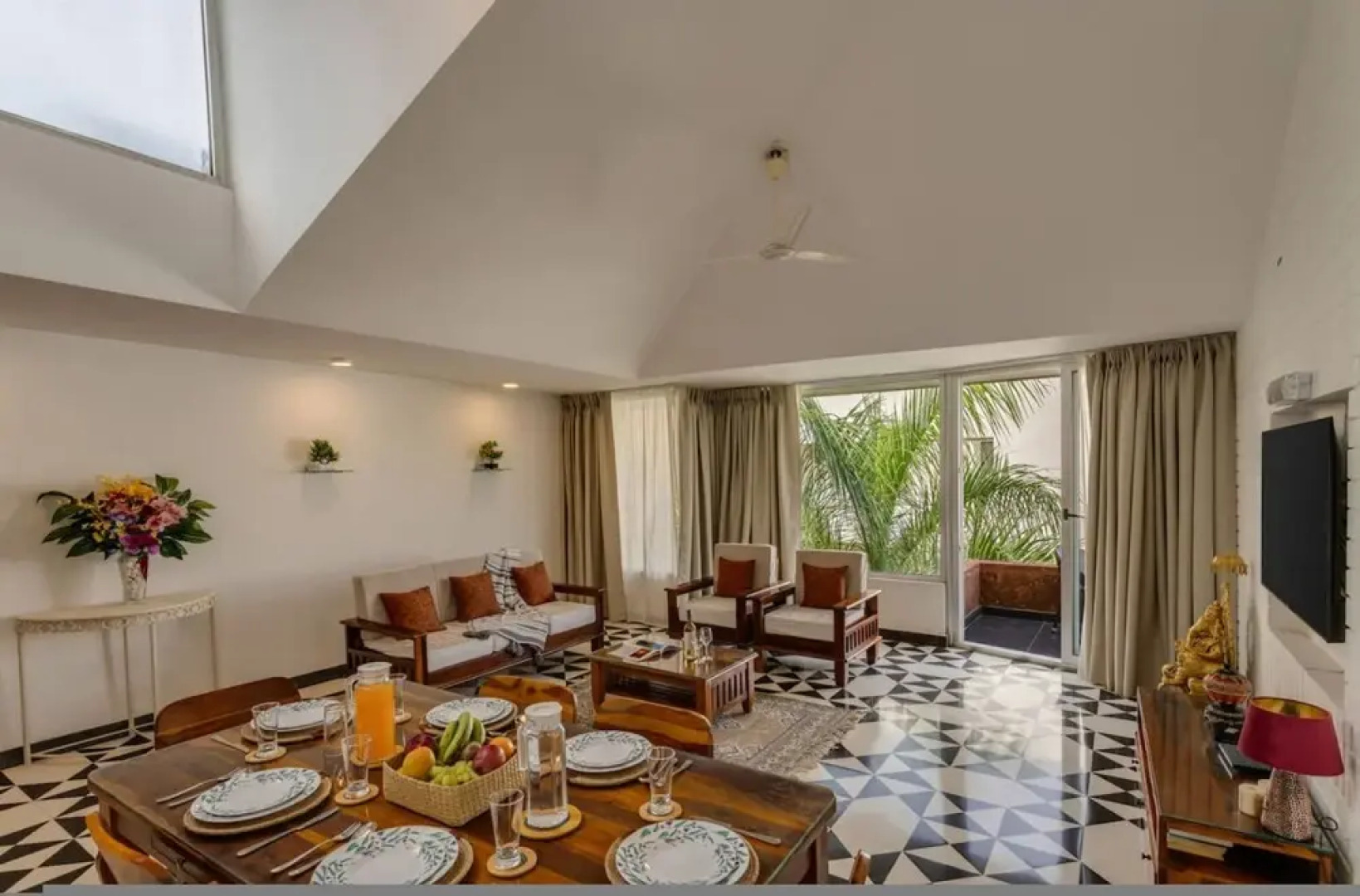 El Arbol by Hireavilla - 2BR w Rooftop Pool Nerul