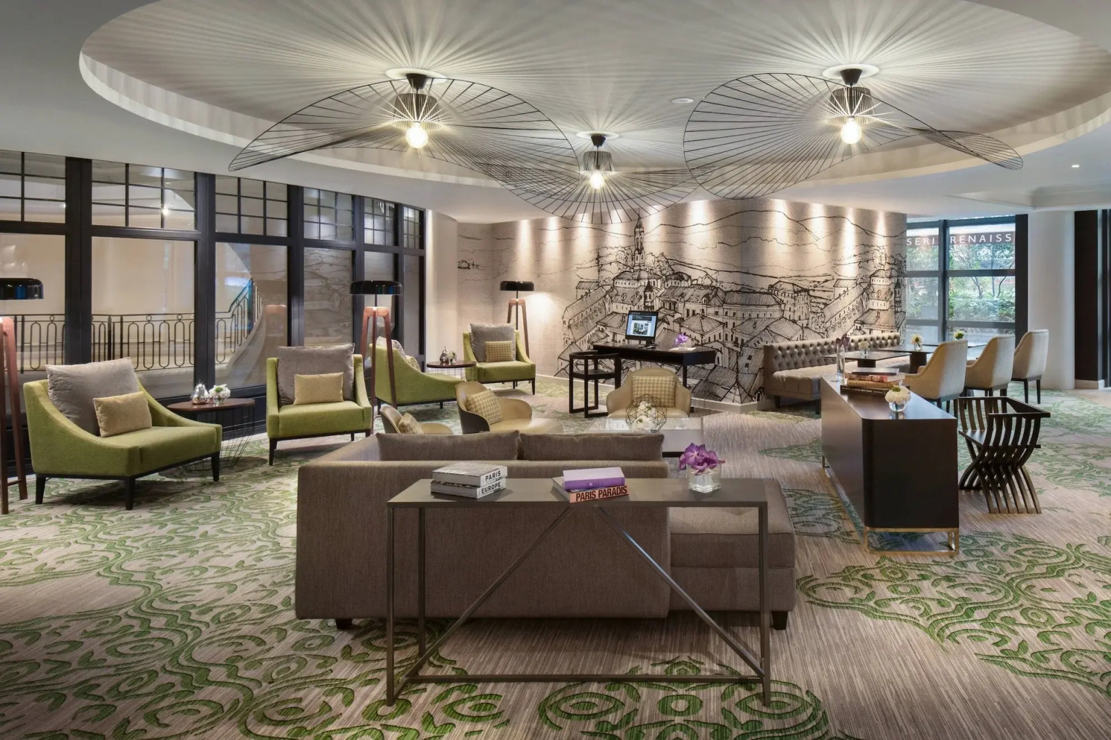 Renaissance Paris La Defense Hotel