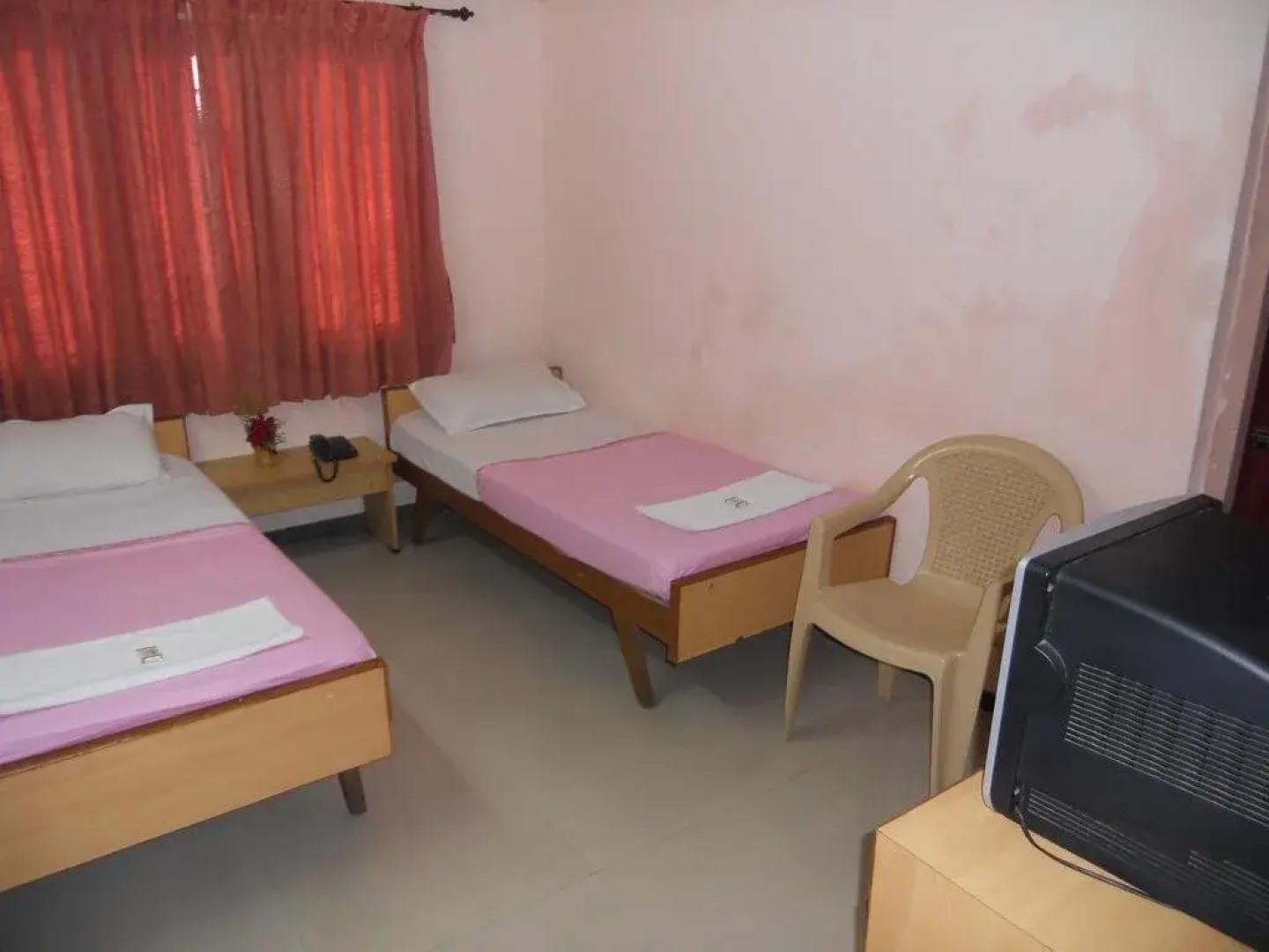 Aishwariya Park Hotel