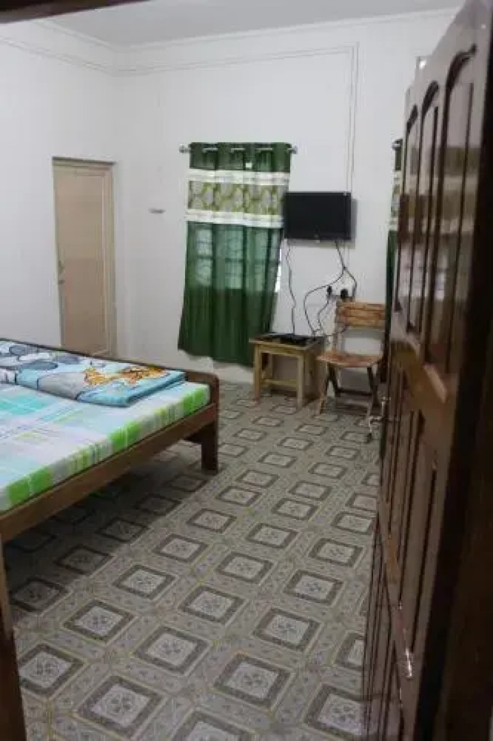 Pumpkin Vibgyor Guest House