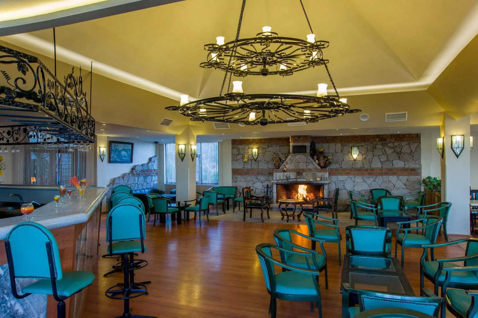 Assos Eden Gardens Hotel