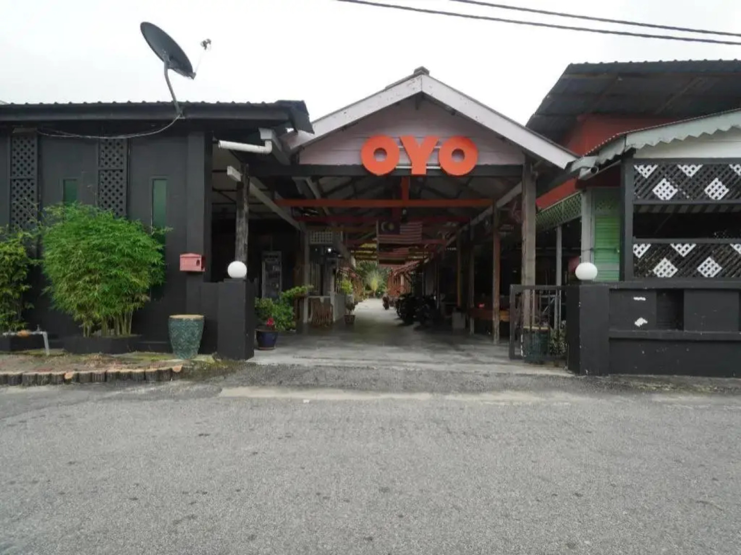 OYO 89646 Panvill Resort