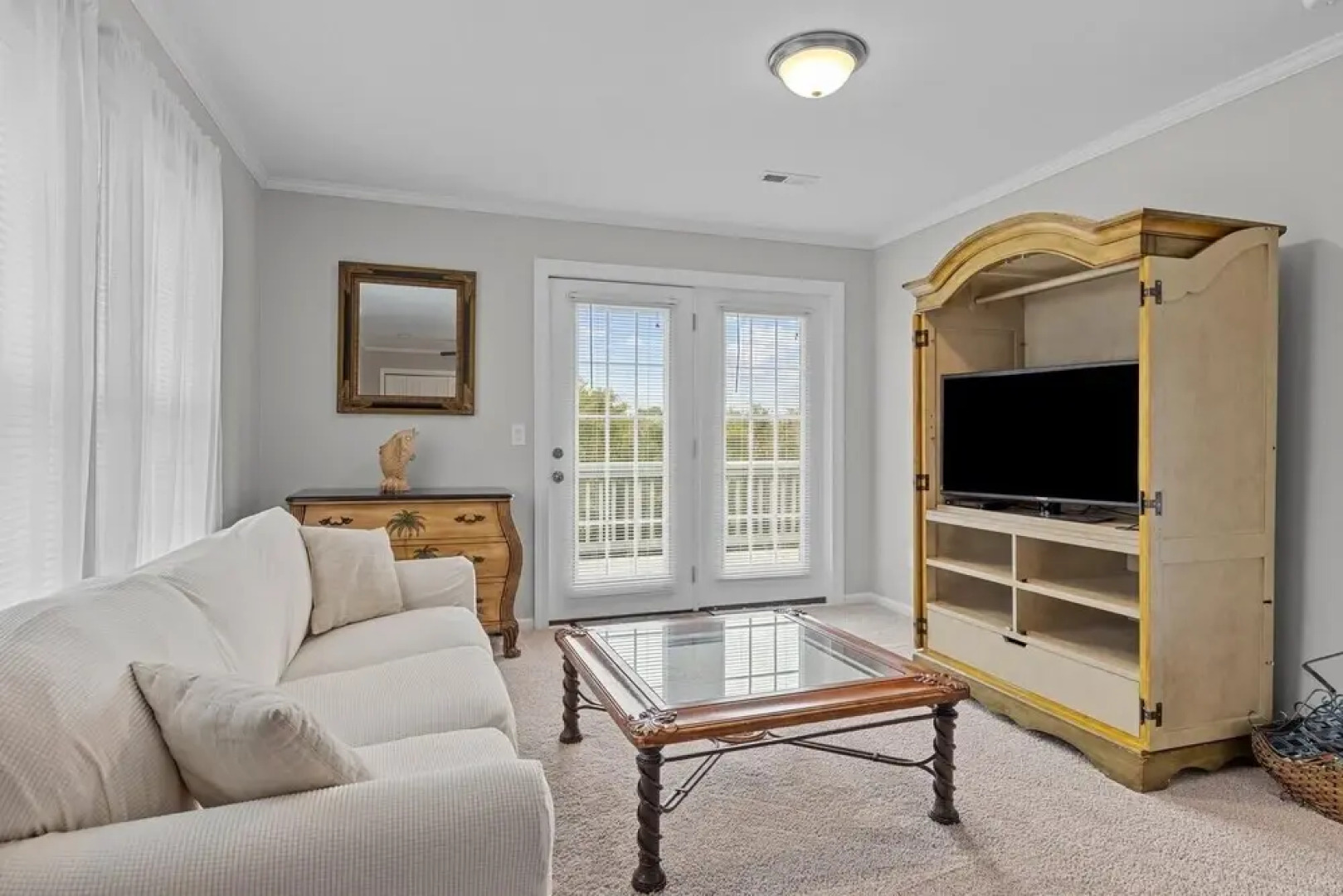 Seas The Moment 5 Bedroom Home by RedAwning