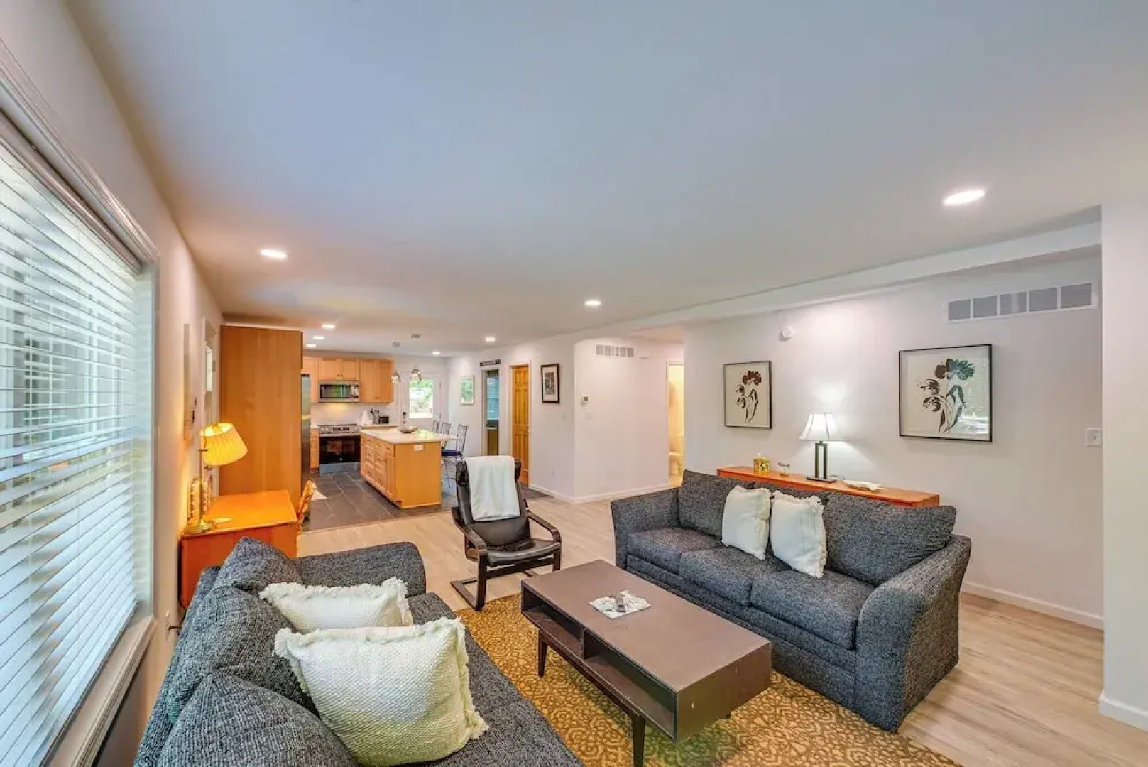 Coastal Comfort: Rehoboth Beach Getaway w/ Porch!