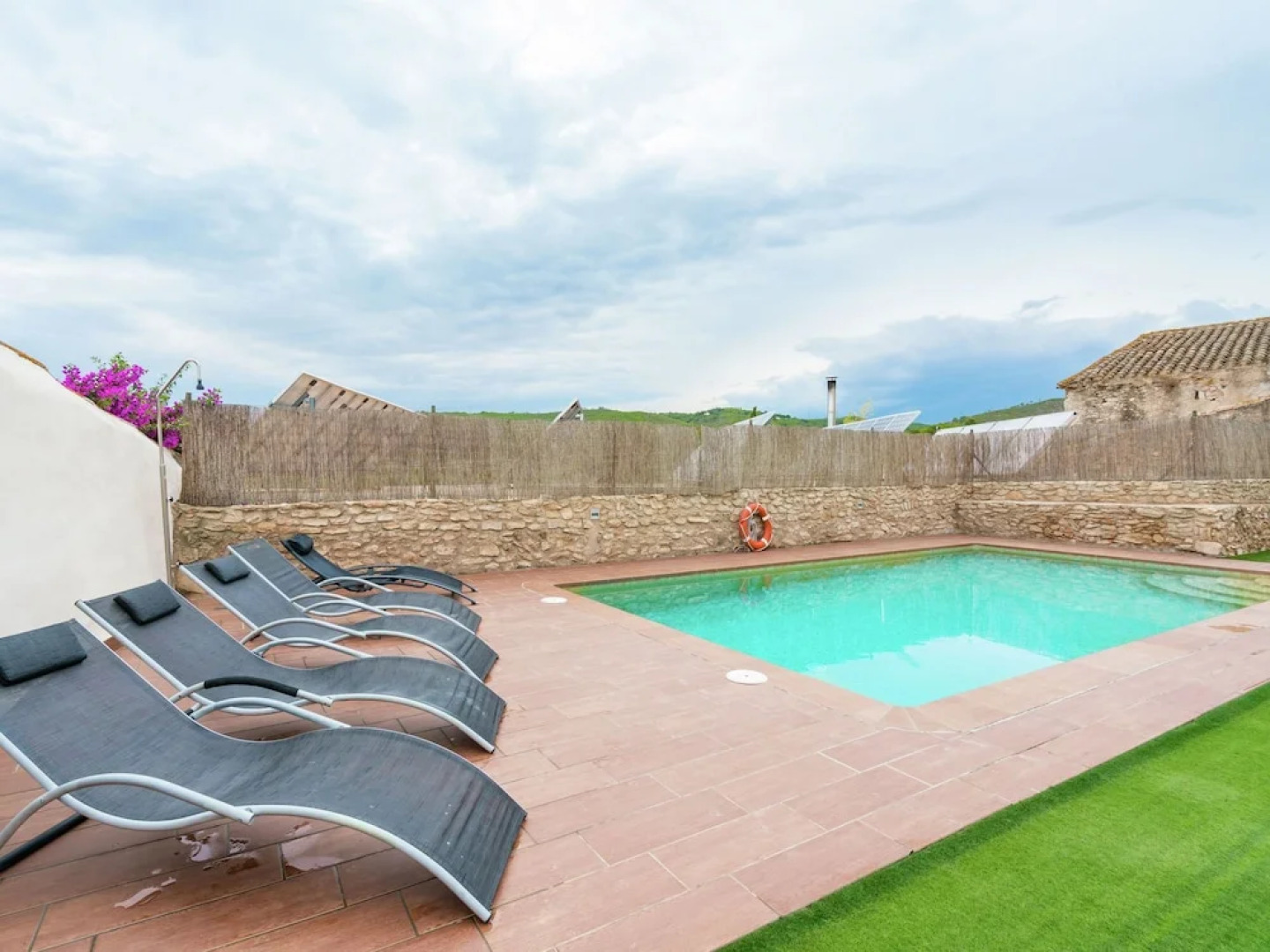 Grand Mansion in La Bisbal del Penedès With Sauna