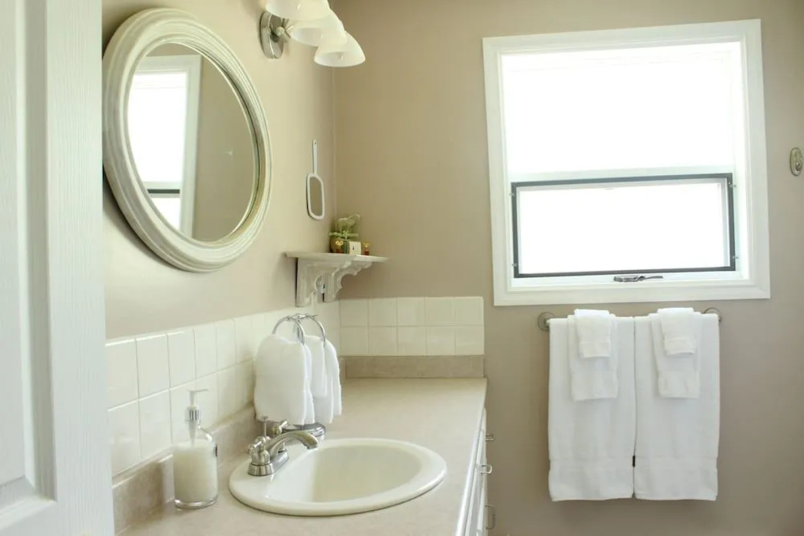 Valley Hideaway Guest House