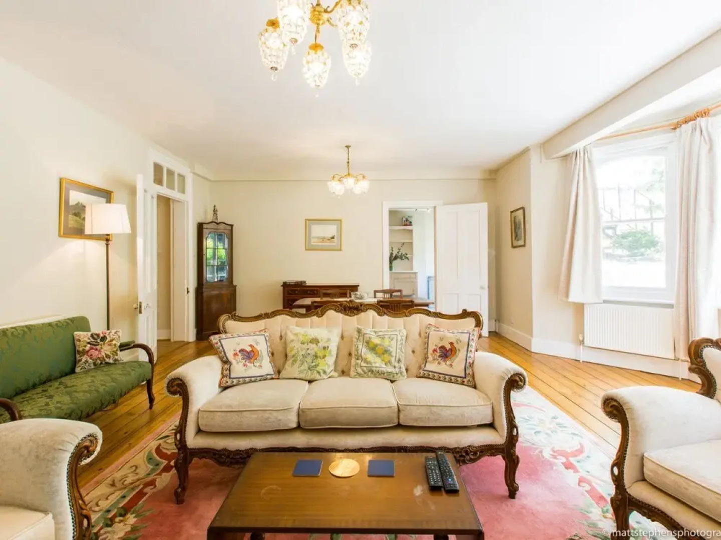 Elegant 3bdr Apartment in Hove Close to the Beach!