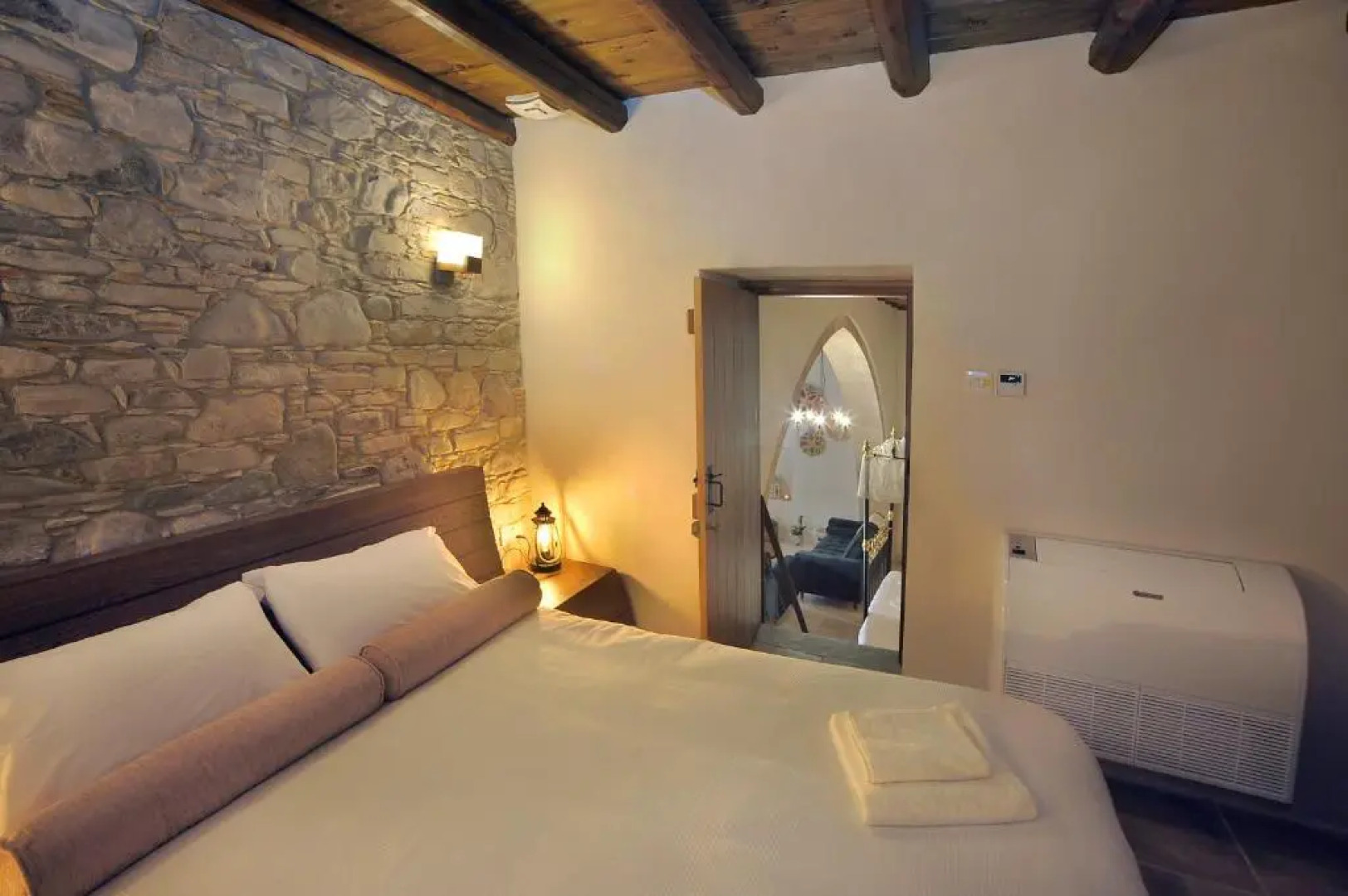 Pentasino Traditional House