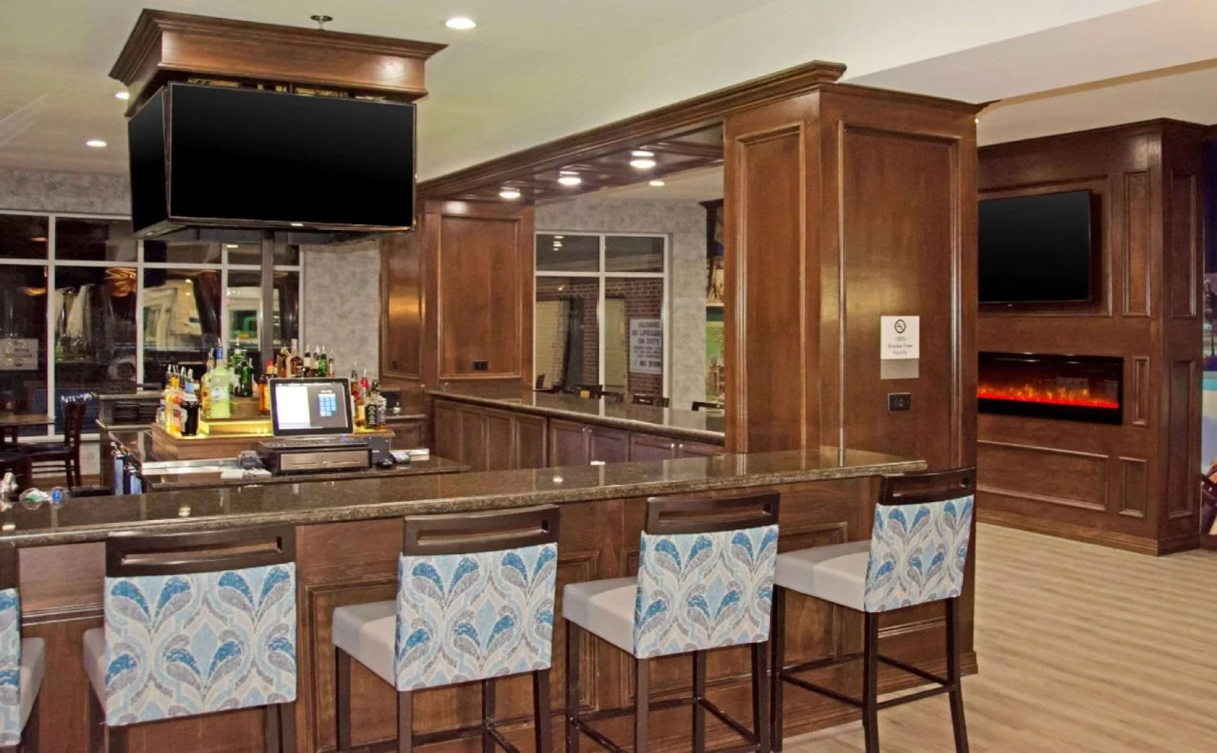 Clarion Pointe Sulphur Springs